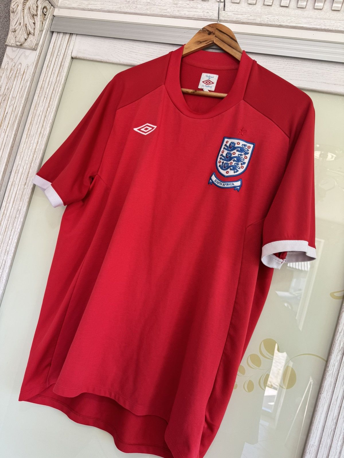 Umbro Defoe #9 England 2010 South Africa World Cup Soccer Jersey Size US XL / EU 56 / 4 - 4 Thumbnail