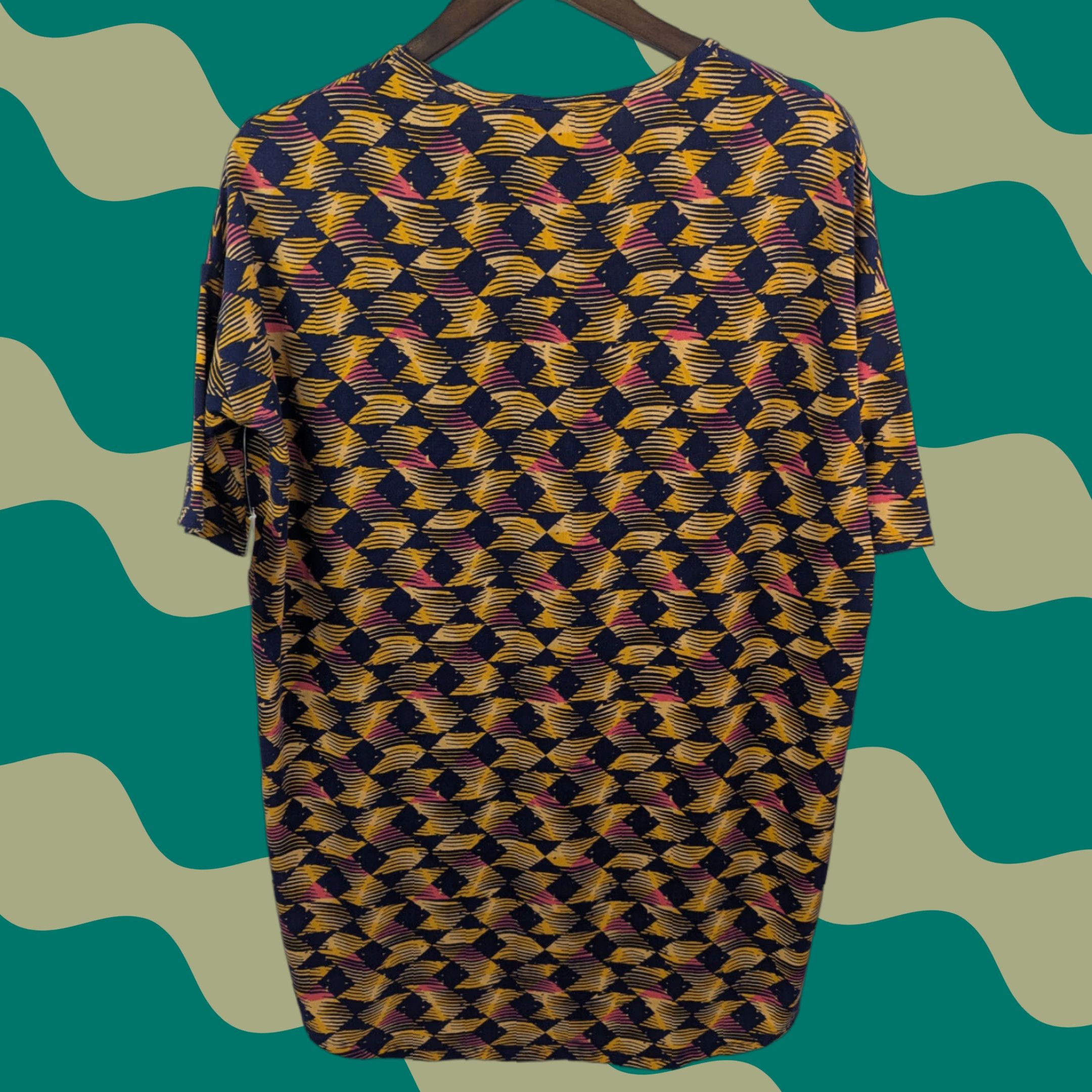 Vintage VINTAGE NWT LulaRoe Irma Tunic Womens XS Geometric Yellow Stretch Shirt Size XS / US 0-2 / IT 36-38 - 1 Thumbnail