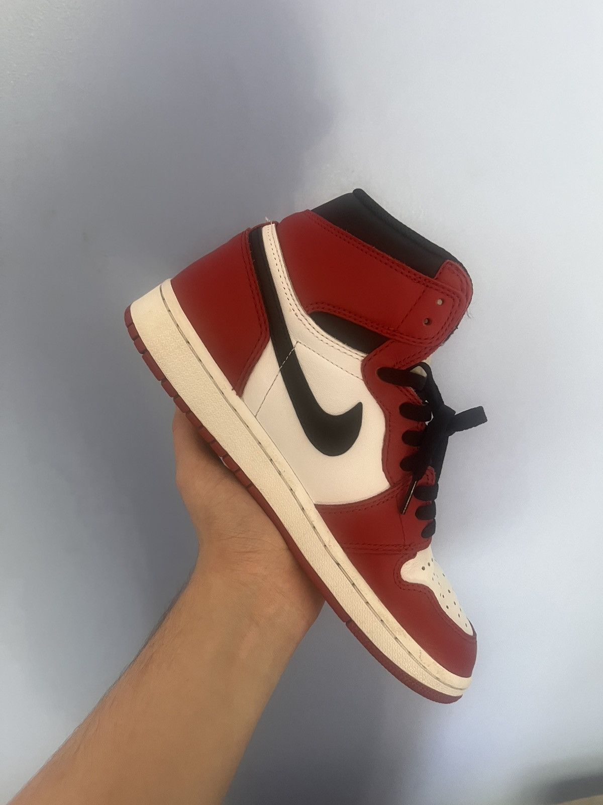 Jordan Brand Jordan 1 chicago high 2015 Size US 8.5 / EU 41-42 - 2 Thumbnail