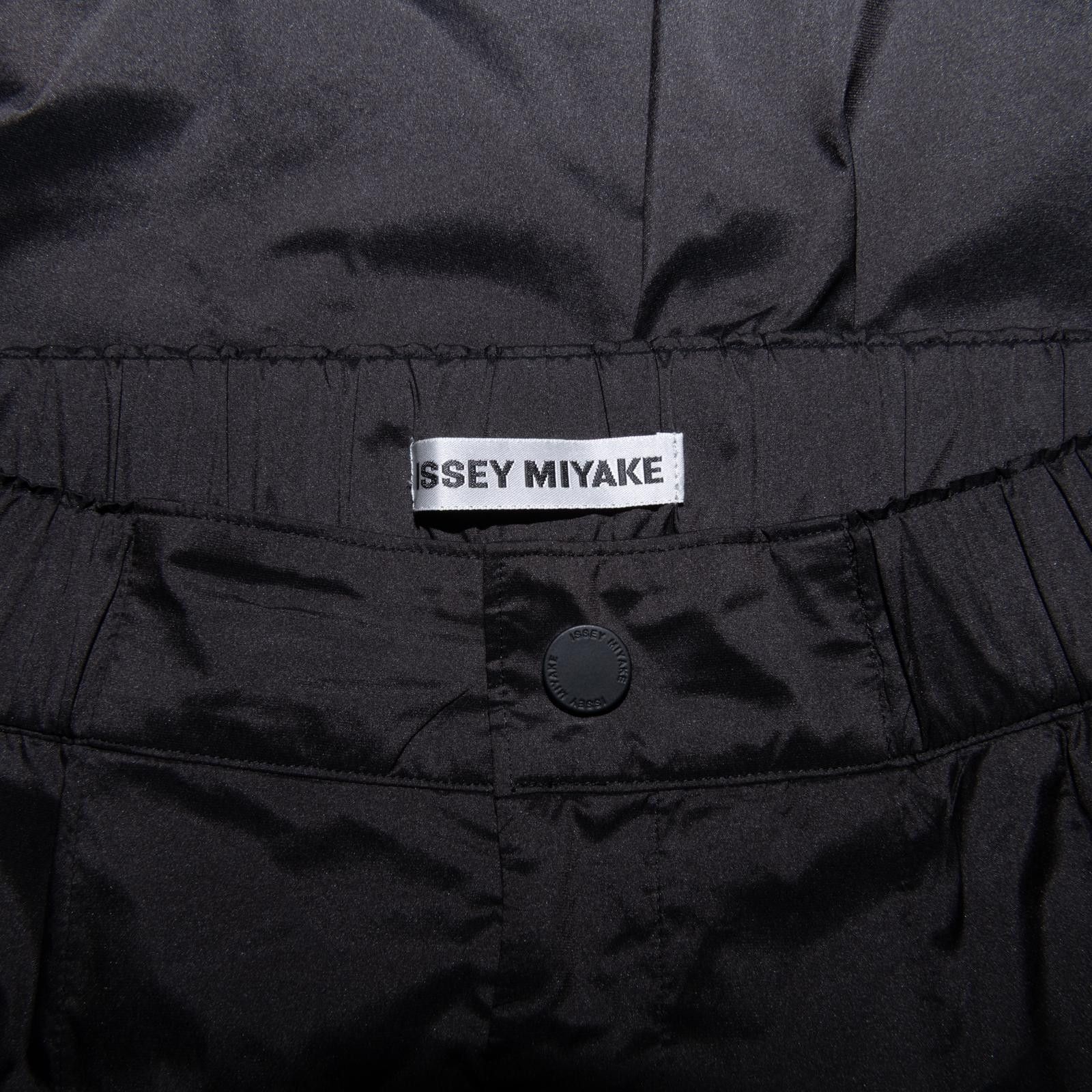 Issey Miyake Issey Miyake Women's Nylon Wide Leg Pants Size 32" / US 10 / IT 46 - 3 Thumbnail