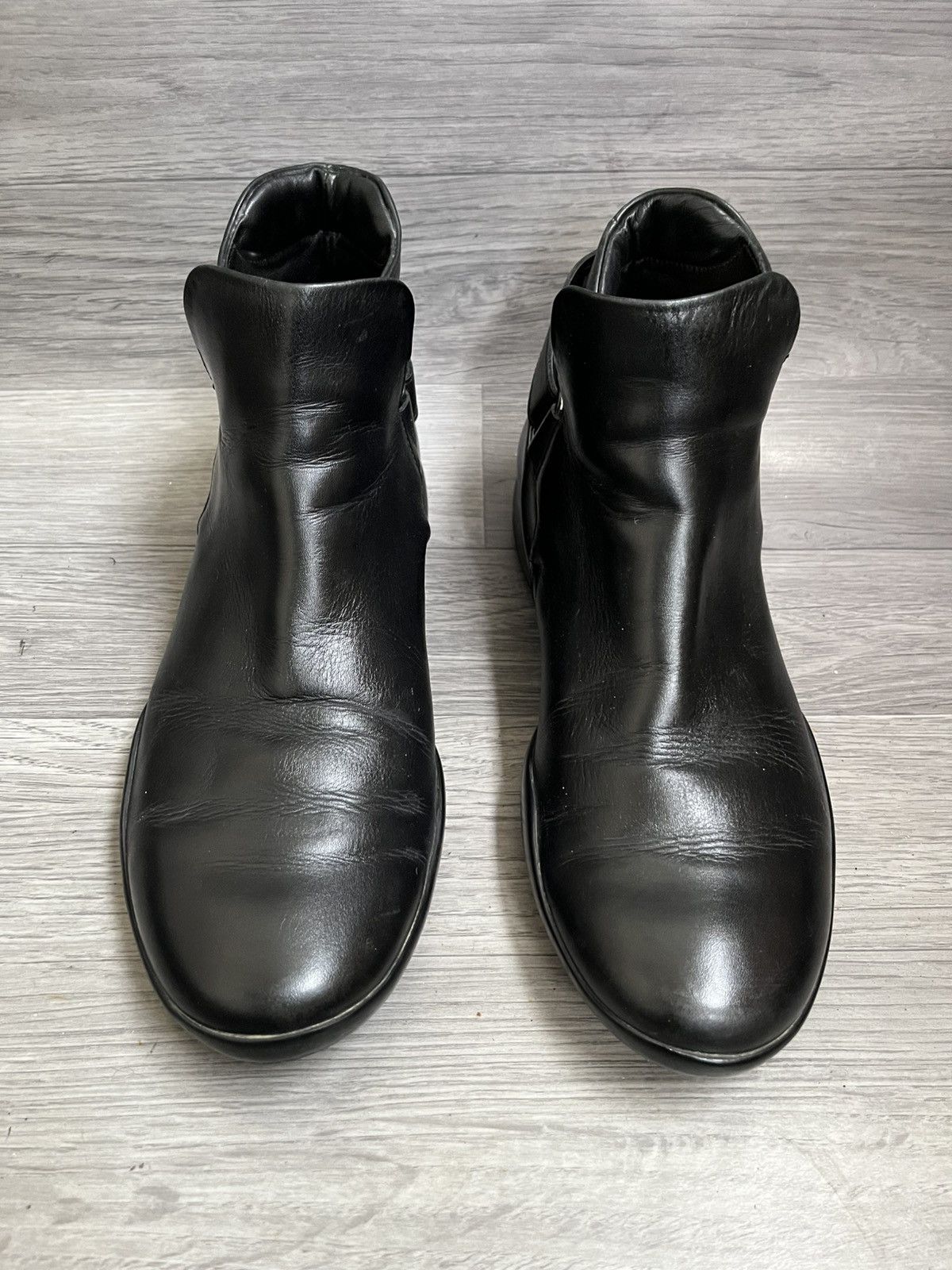 Prada Prada sport velcro strap ankle high top sneakers uk 8.5 Size US 9.5 / EU 42-43 - 2 Thumbnail