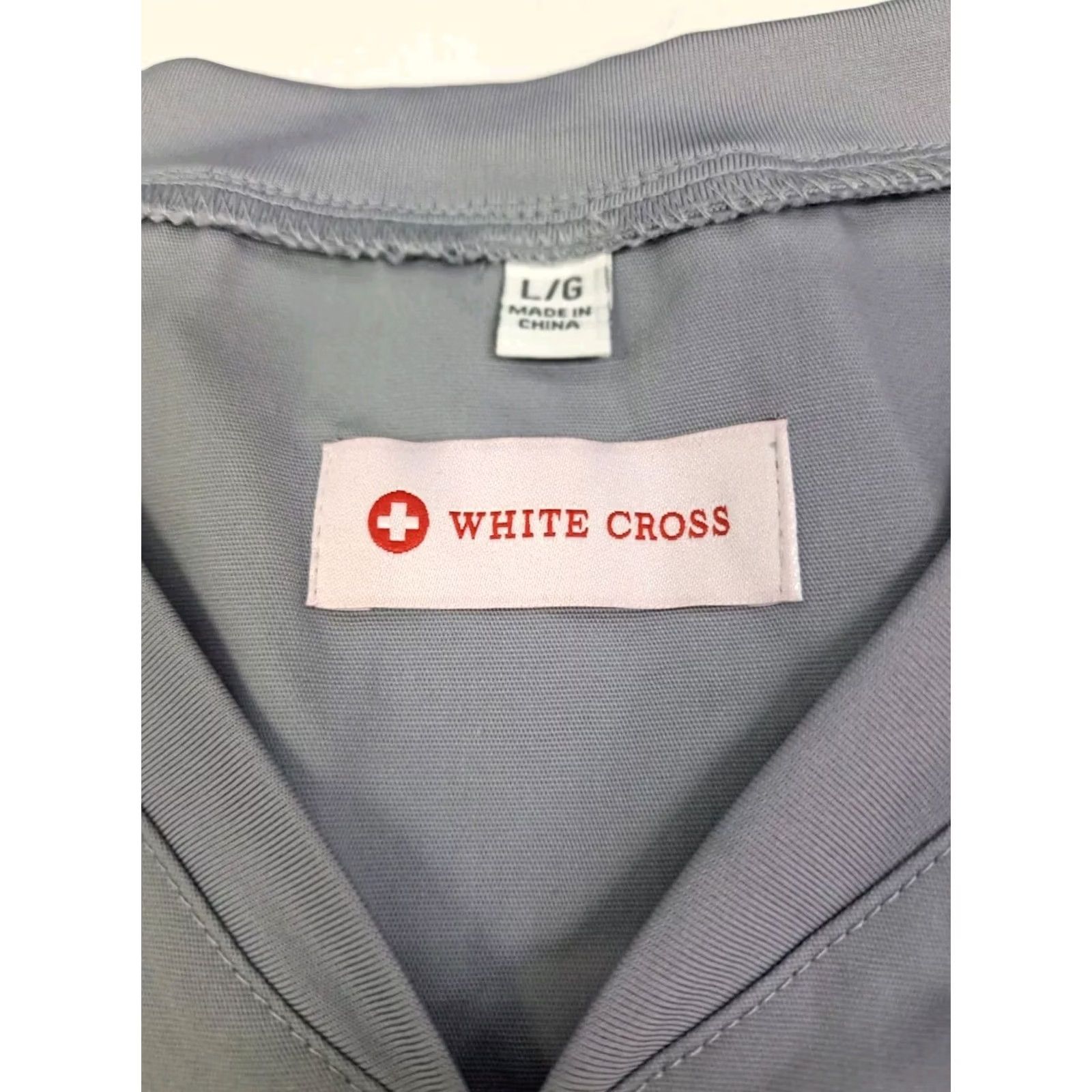 Vintage NWT White Cross Womens Scrub Top Short Sleeve V Neck Grey L Size L / US 10 / IT 46 - 2 Thumbnail