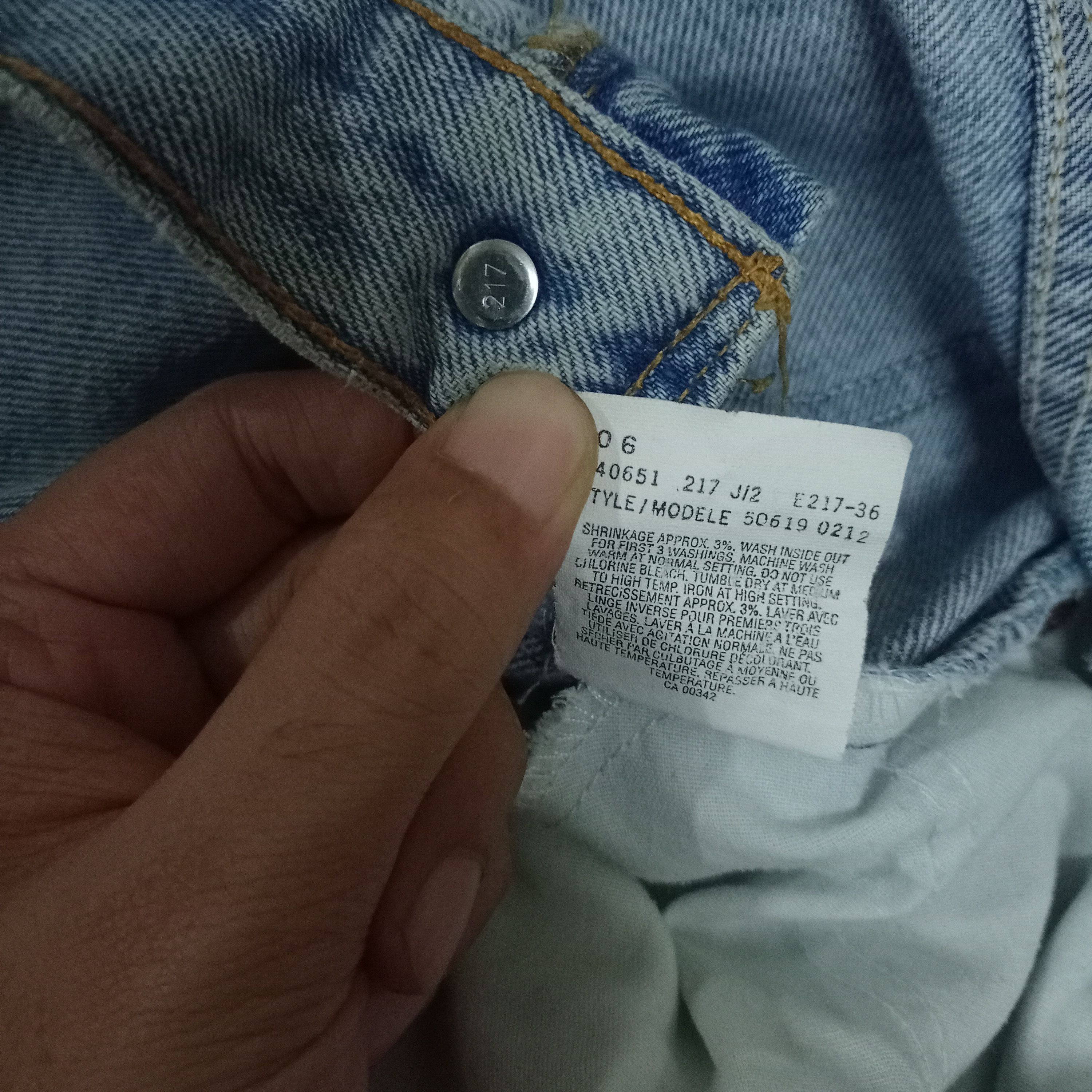 Levi's × Levi's Vintage Clothing Vintage 90s Levis Orange Tab Distressed Loose Jeans 33x31 Size US 33 - 9 Thumbnail