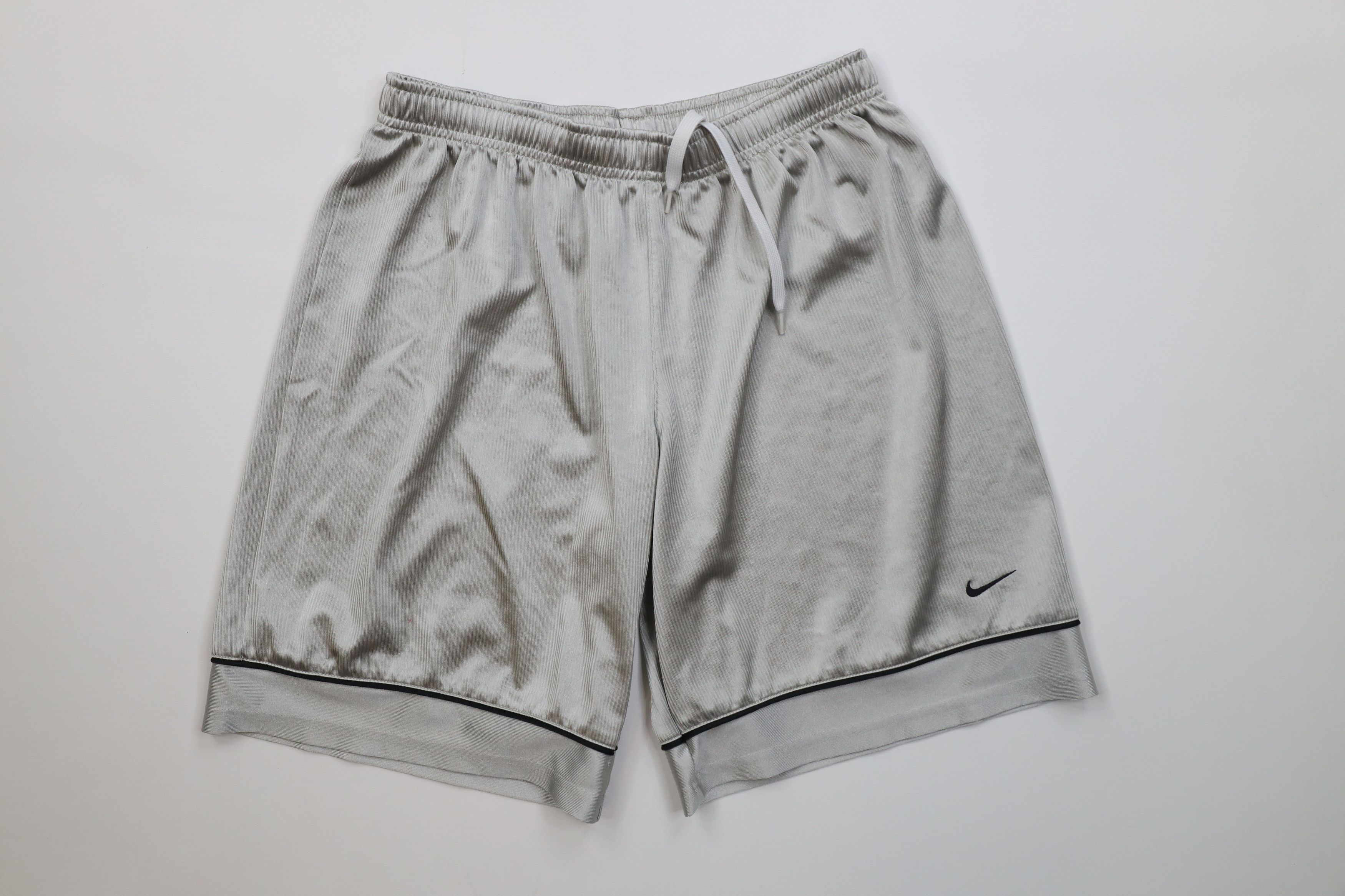 Nike Vintage 90s Y2K Nike Scott Mini Swoosh Dazzle Shorts Silver Size US 32 / EU 48 - 1 Thumbnail