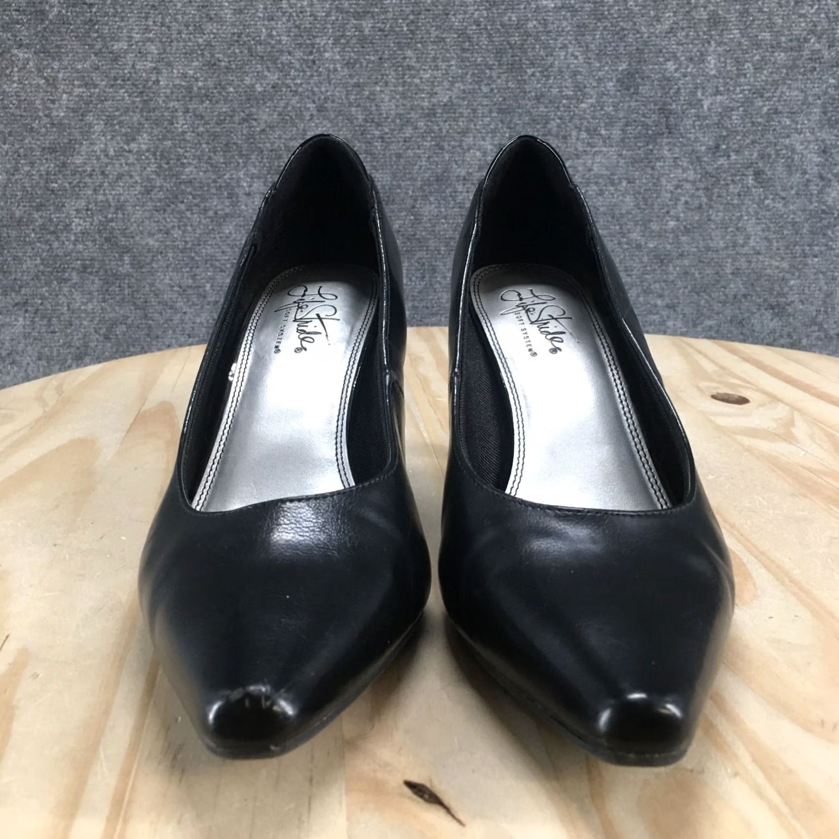 Vintage LifeStride Heels Womens 8.5M Klarissa Pump Black Leather Pointed Toe Casual Pump Mens? Nope Size US 9 / IT 39 - 7 Thumbnail