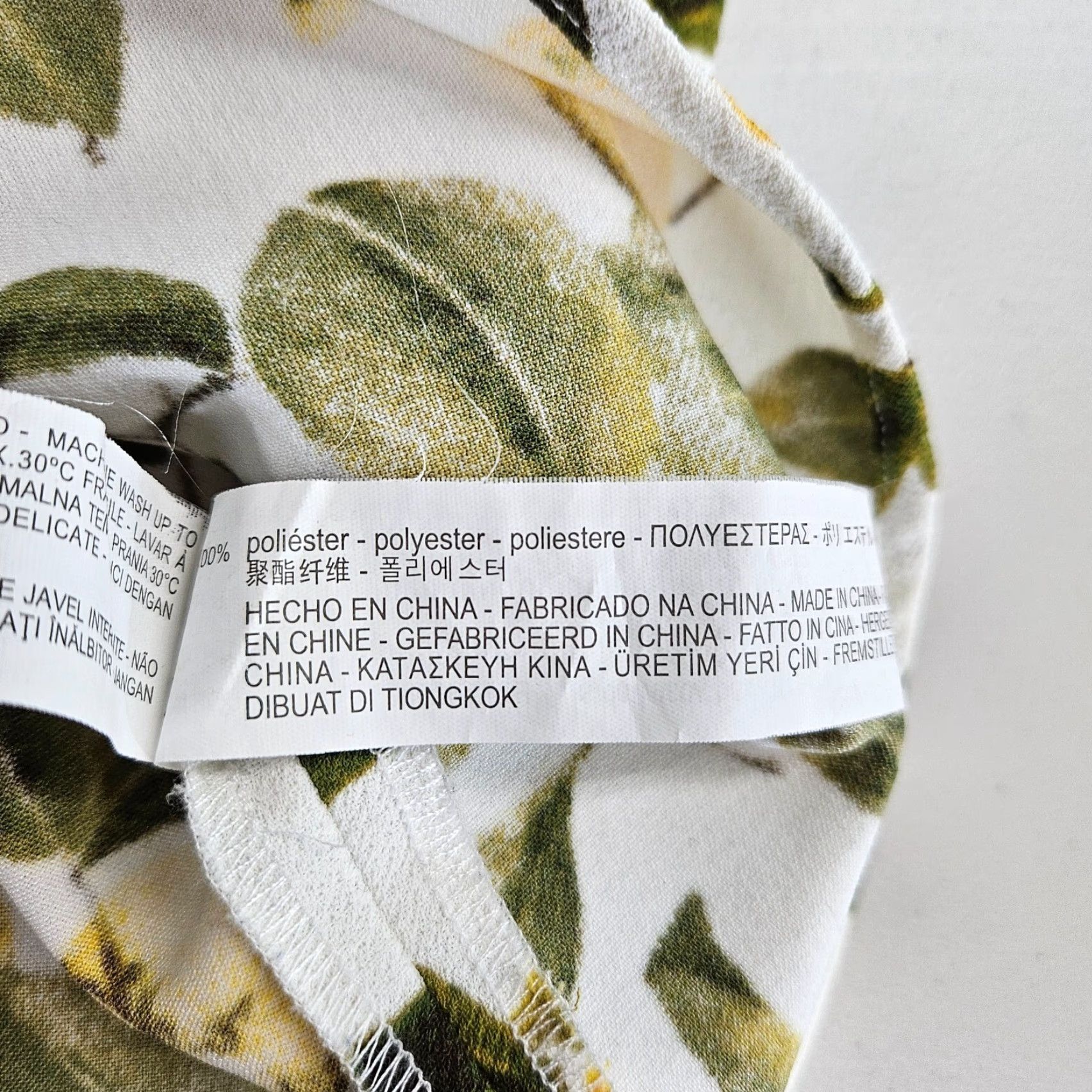 Zara Zara Womens Top Tank Sleeveless S Green Yellow Lemon Print Multicolor 21" Length 17" Width Womens Size S / US 4 / IT 40 - 4 Thumbnail