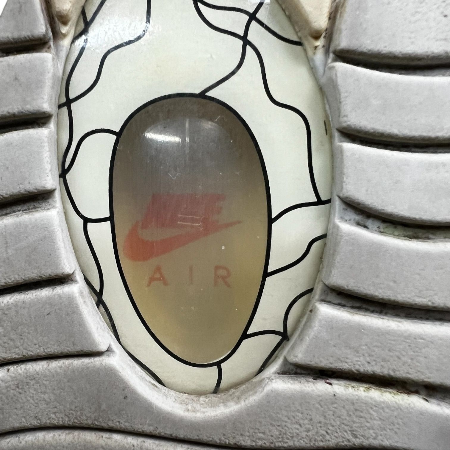Nike Nike AirMax Penny Photon Dust Black Summit White - M 8.5 Size US 8.5 / EU 41-42 - 8 Thumbnail
