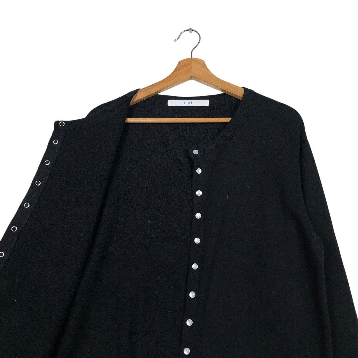 Japanese Brand OMNES Classic Black Knitwear Button Cardigan Issey Miyake Size US M / EU 48-50 / 2 - 13 Thumbnail