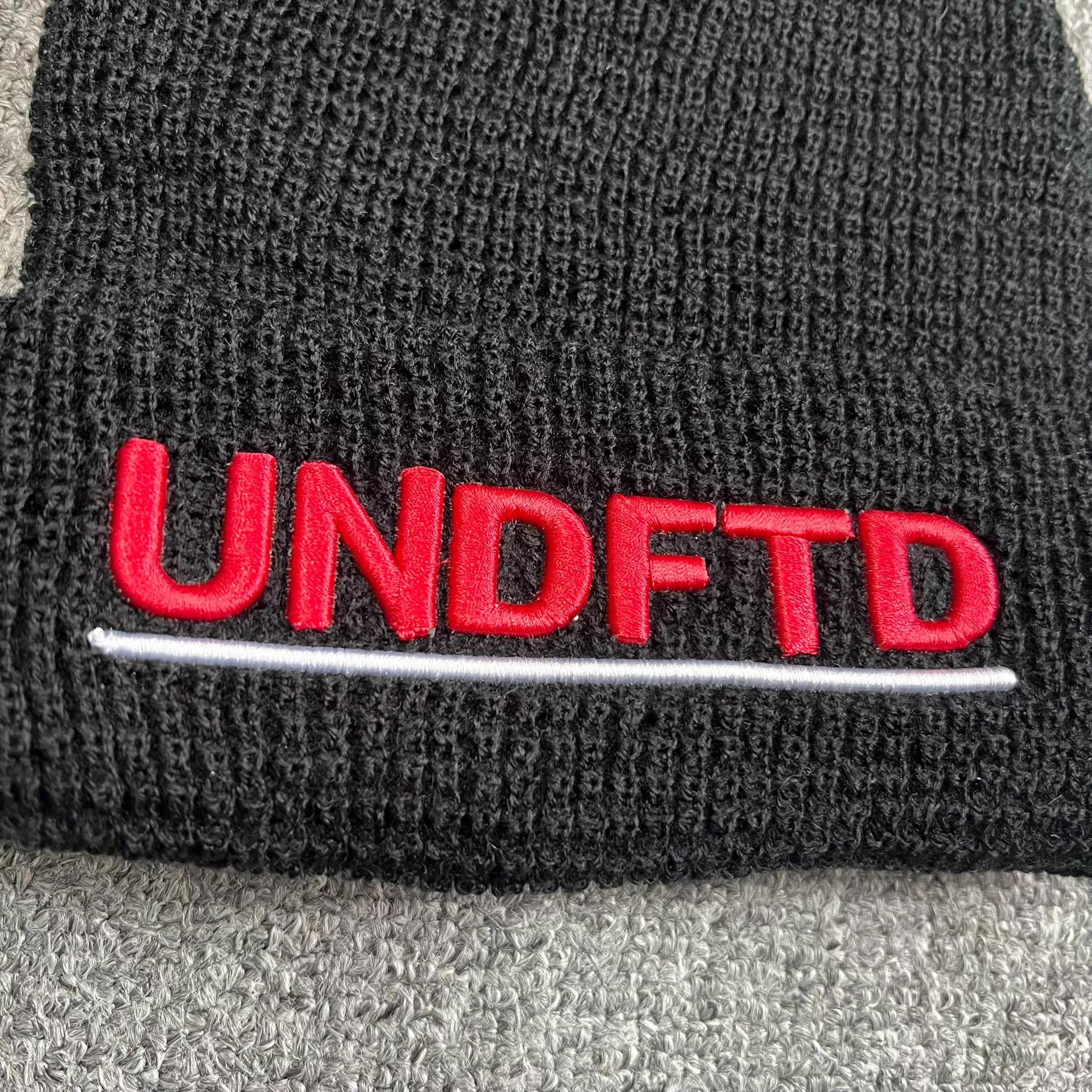 Undefeated Undefeated Embroidered Knitted Beanie Three colors Q7 Size ONE SIZE - 6 Thumbnail