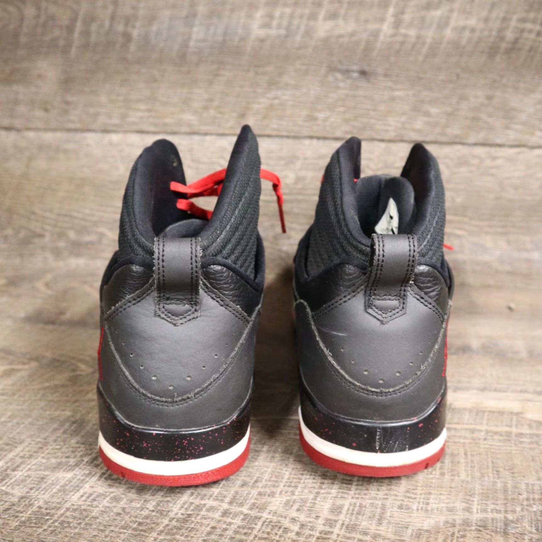 Nike Nike Air Jordan Flight 97 Sneaker Men 12 Black White Athletic Shoes 654265-001 Basketball Shoes 2014 Nike Mens Shoes Size US 13 / EU 46 - 5 Thumbnail