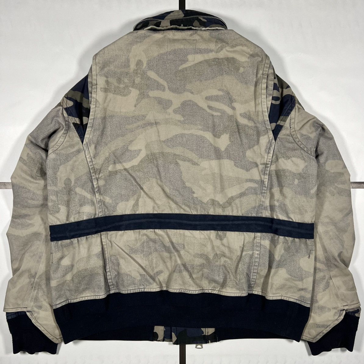 Sacai |[ FW18 Runway Sacai Reconstructed Camo Hooded Bomber ]| Size US M / EU 48-50 / 2 - 12 Thumbnail