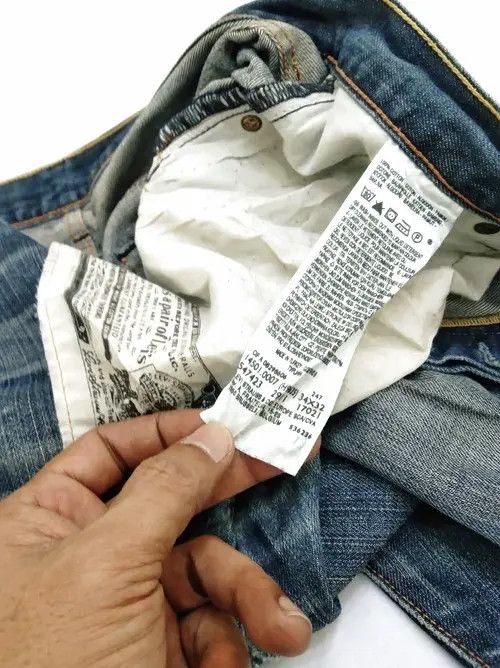 Levi's Vintage Levi's 501 Faded Blue Distressed Jeans 34x31 Size US 34 / EU 50 - 6 Thumbnail