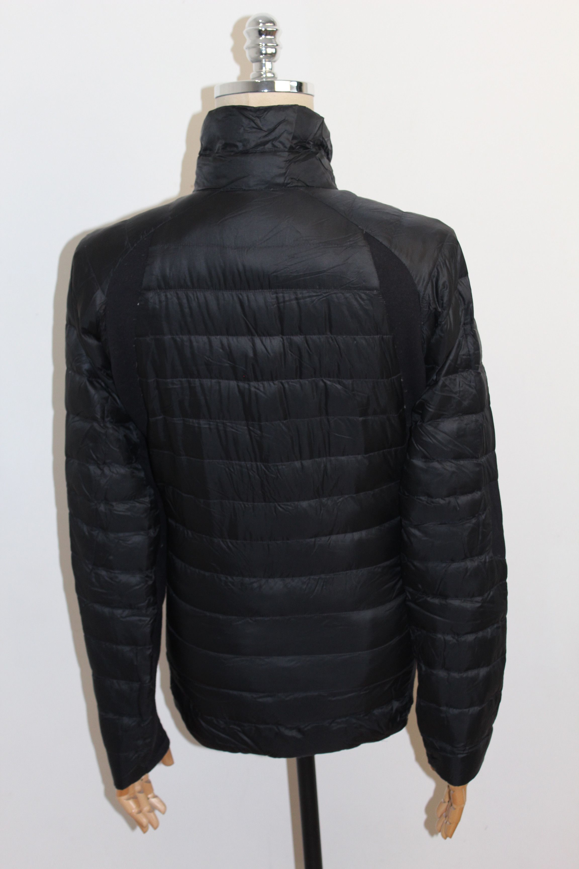 The North Face The North Face Black Quilted Jacket Size M Size US M / EU 48-50 / 2 - 5 Thumbnail