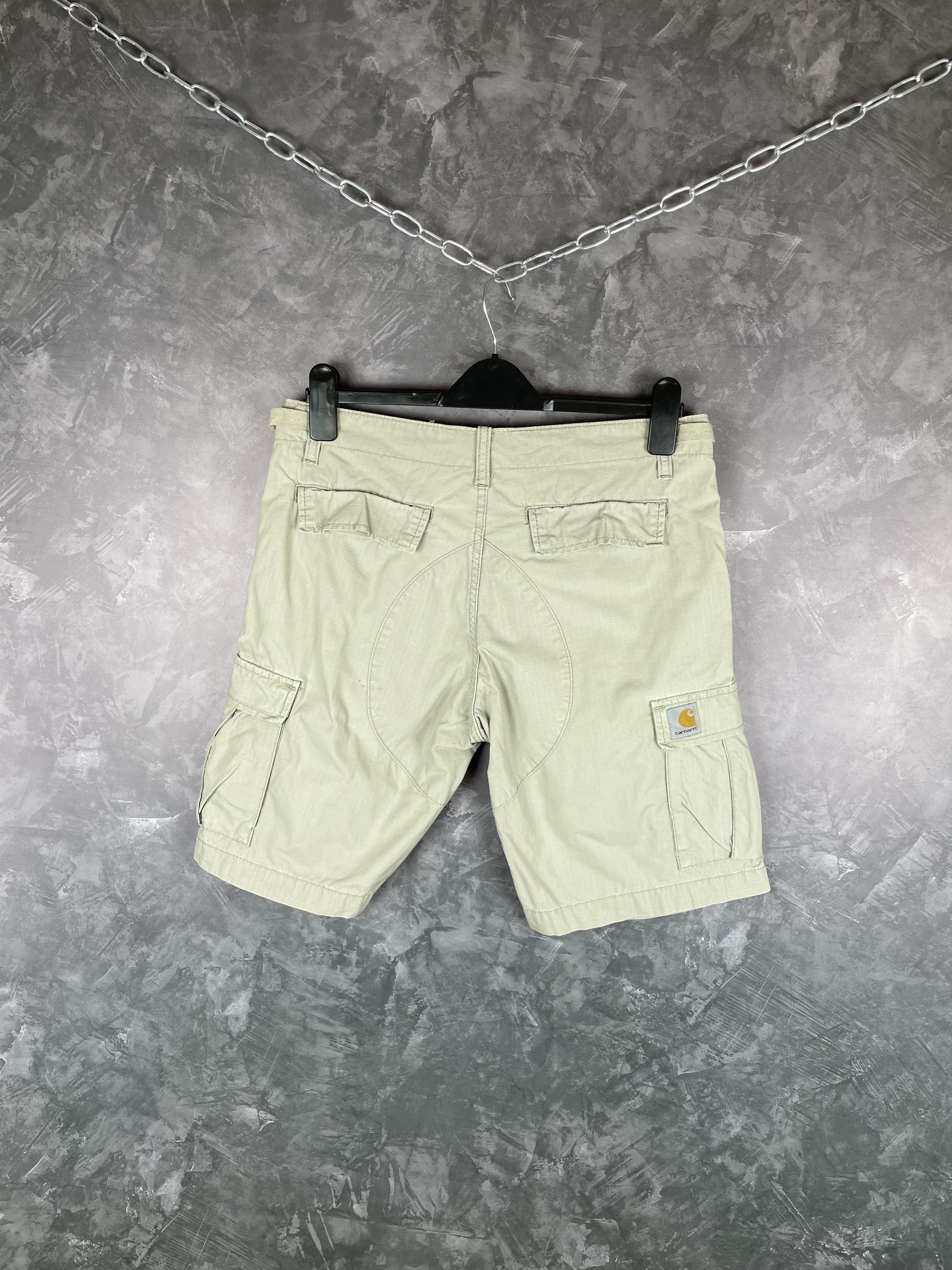 Carhartt Vintage Carhartt Wip shorts cargo Size US 30 / EU 46 - 1 Thumbnail