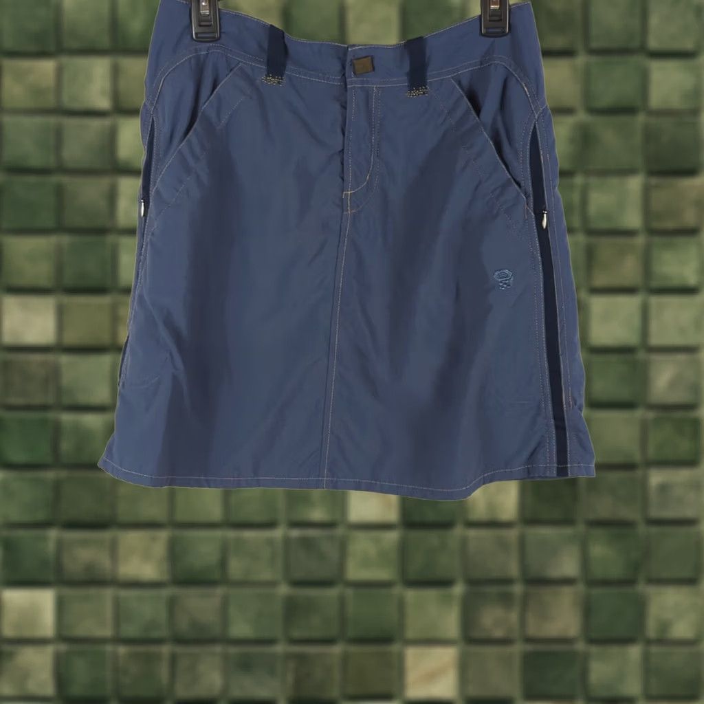 Mountain Hardwear Mountain Hardwear Women's Blue Skirt Size 6 Hiking Pockets Active Outdoor Gorpcore Size 28" / US 6 / IT 42 - 1 Thumbnail