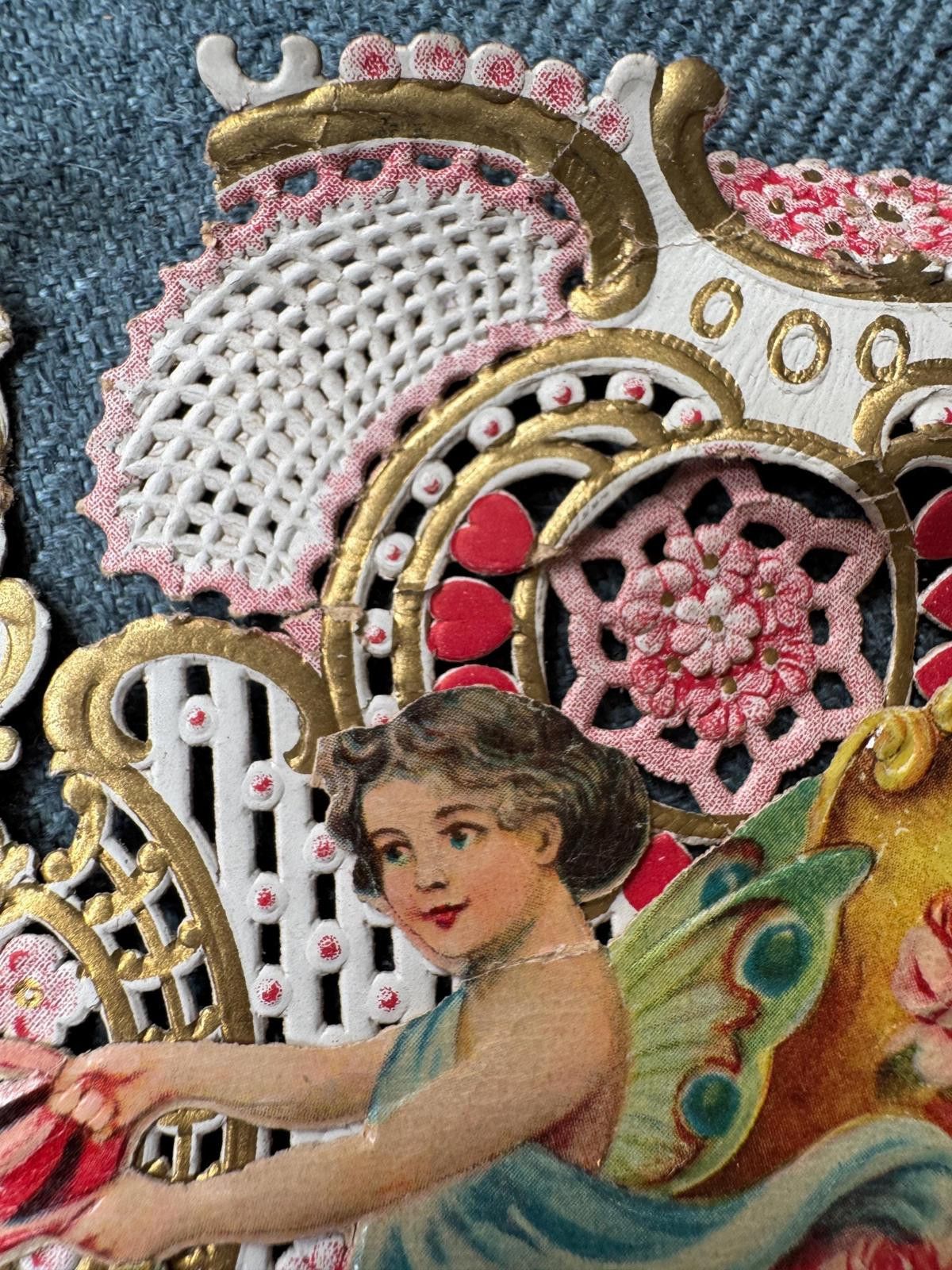 Designer 1920s Lace Die Cut Valentine’s Day Card printed in Germany Size ONE SIZE - 4 Thumbnail