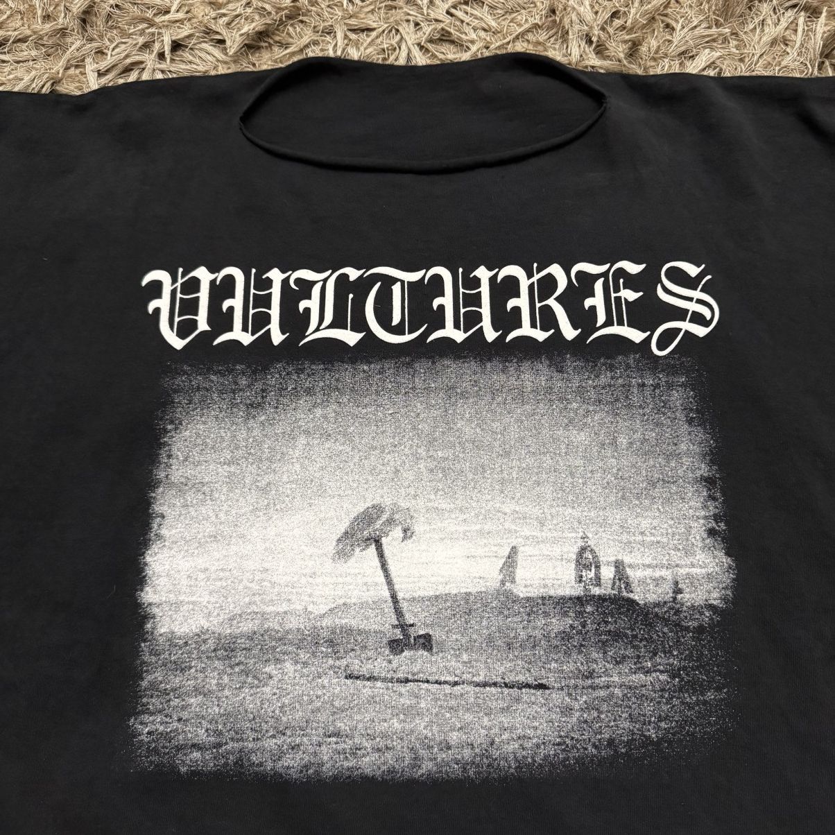 Yeezy Yeezy x Vultures Size US XL / EU 56 / 4 - 2 Thumbnail