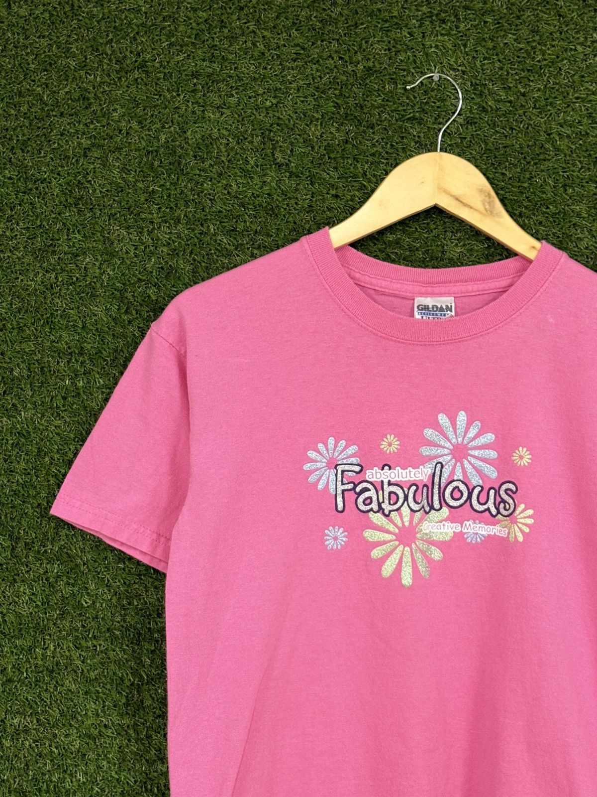 Gildan Vintage Barbie Gildan Fabulous Y2K Flower Floral 90 Rose Tee Size US XS / EU 42 / 0 - 1 Thumbnail