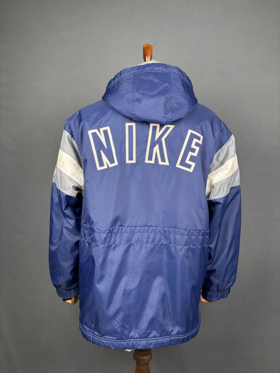 Nike Nike Jacket Size L Blue Big Swoosh Vintage Size US L / EU 52-54 / 3 - 5 Thumbnail