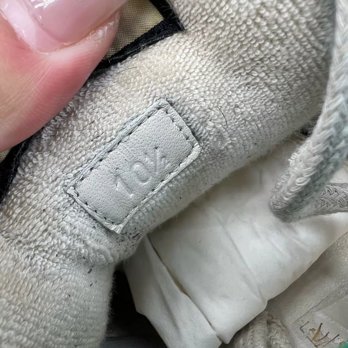 Gucci Gucci Dirty Sneakers Gray Green US 10.5 Like New Size US 11.5 / EU 44-45 - 7 Thumbnail