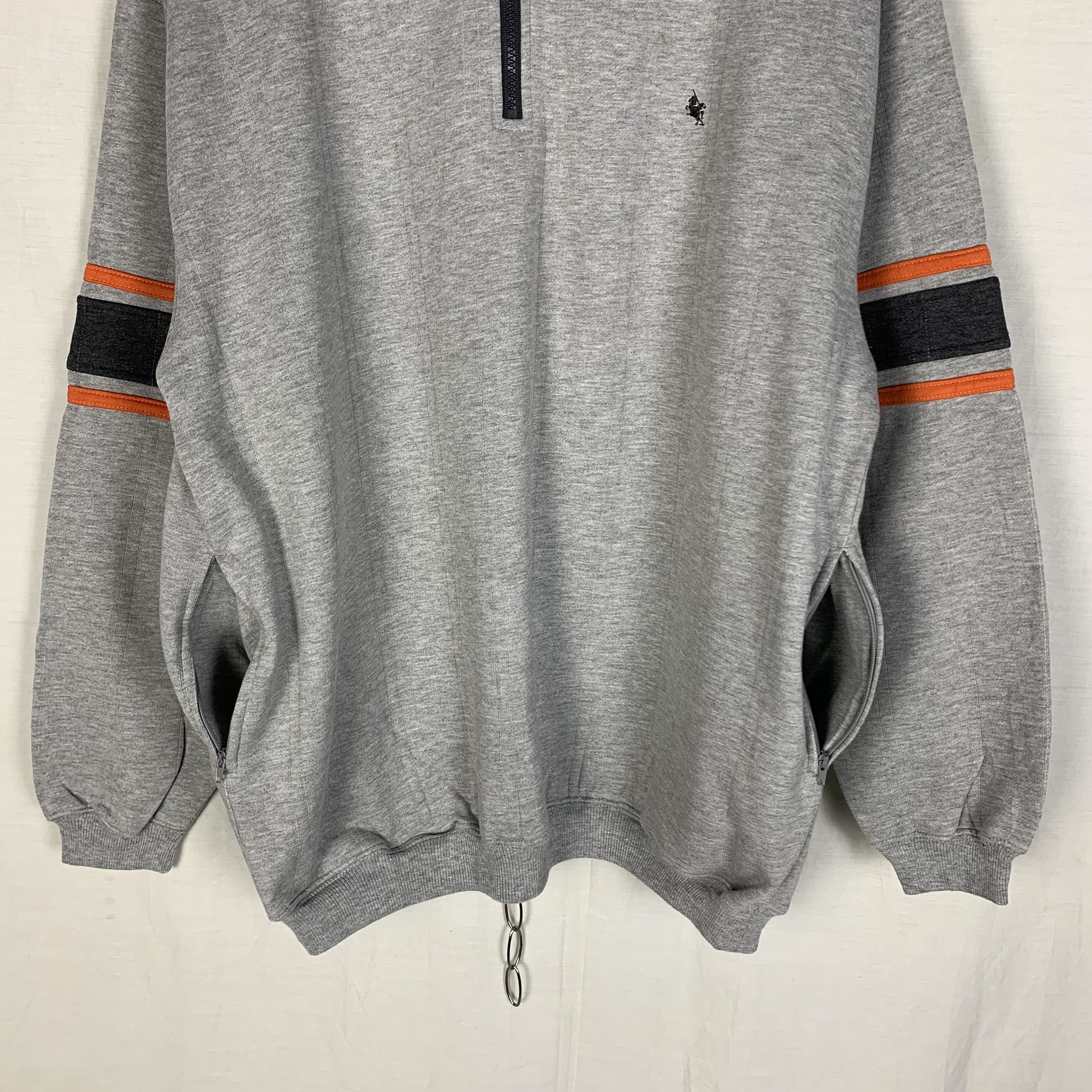 Vintage Vintage Knight's Clubsports Swetshirt Crewneck Size US M / EU 48-50 / 2 - 6 Thumbnail