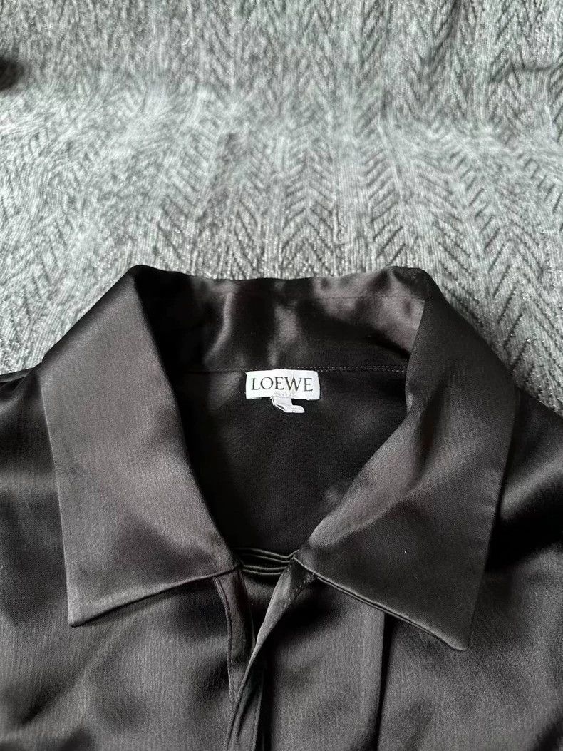 Loewe LOEWE Silk big logo shirt Size M / US 6-8 / IT 42-44 - 3 Thumbnail