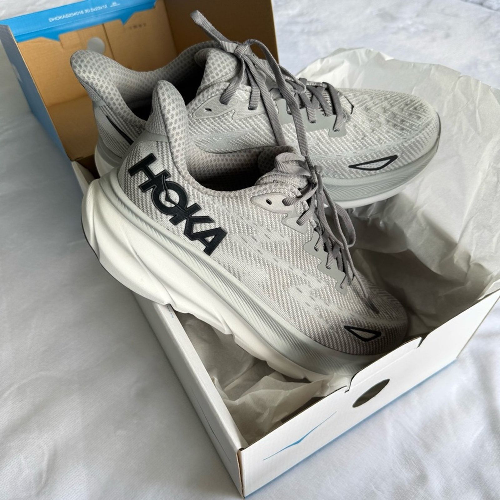 Hoka New! HOKA Gray Running Shoes, Clifton 9, Size 9D Men Size US 9 / EU 42 - 9 Thumbnail