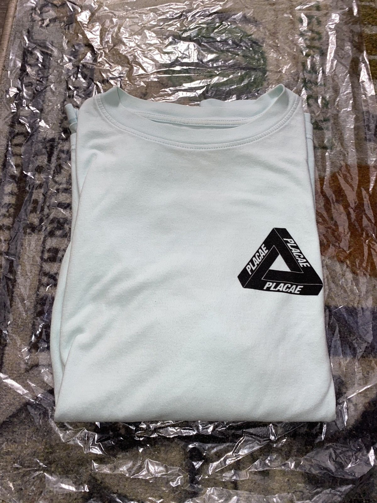 Palace Palace Tri Ferg Long Sleeve Tee (Logo Defect) Size US XL / EU 56 / 4 - 1 Thumbnail