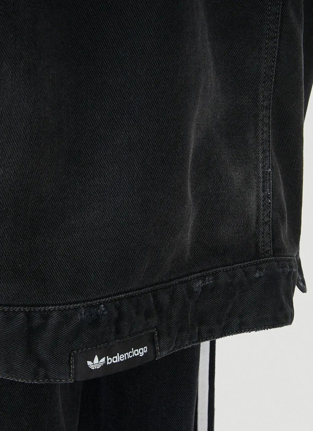 Adidas × Balenciaga o1w1db10824 Oversized Jacket in Black/White Size US L / EU 52-54 / 3 - 6 Thumbnail