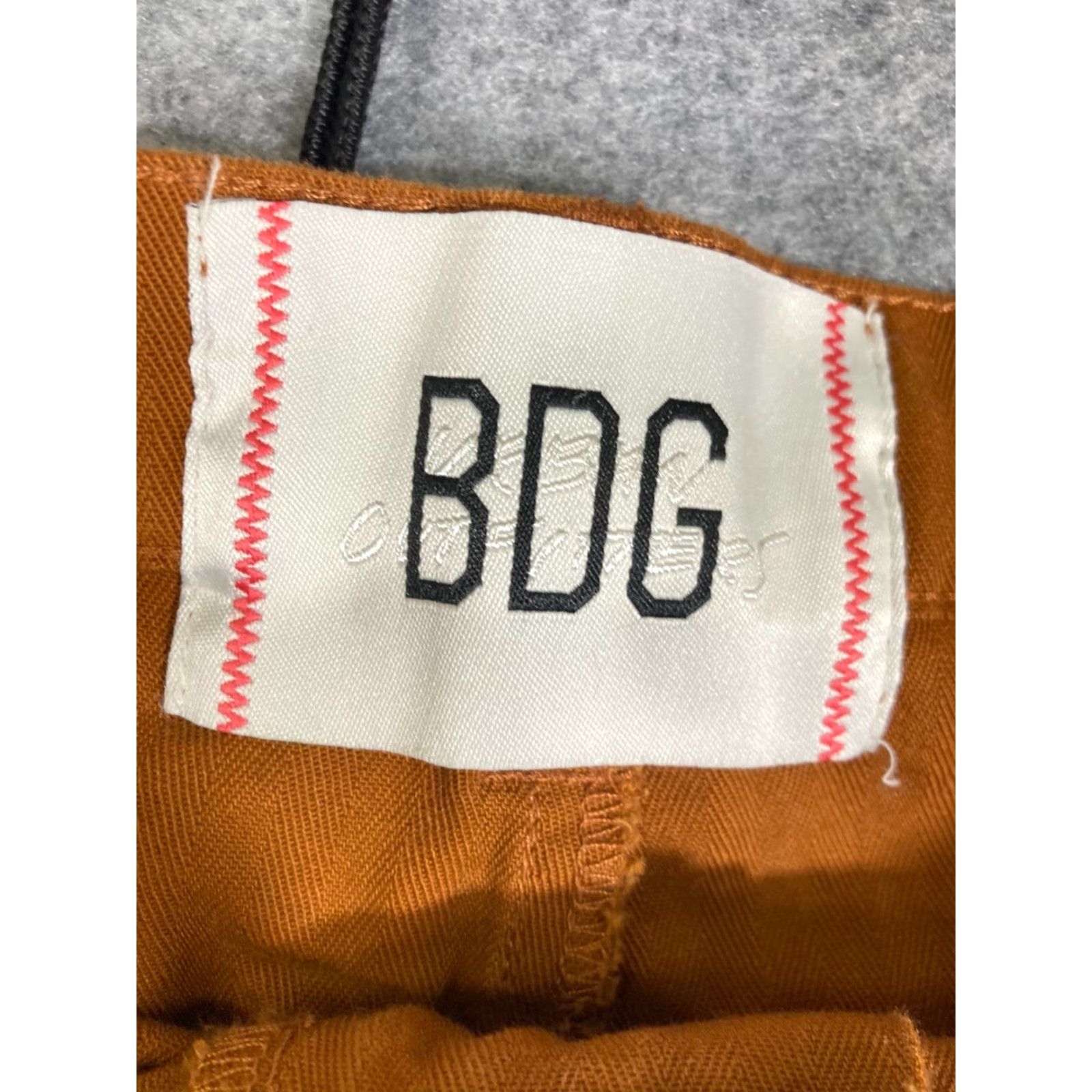 Urban Outfitters BDG Urban Outfitters Cargo Pants Mens 32 Brown Straight Leg Outdoor Utility Pants Mens Brown 90s Cargo Style Mens Size US 32 / EU 48 - 5 Thumbnail