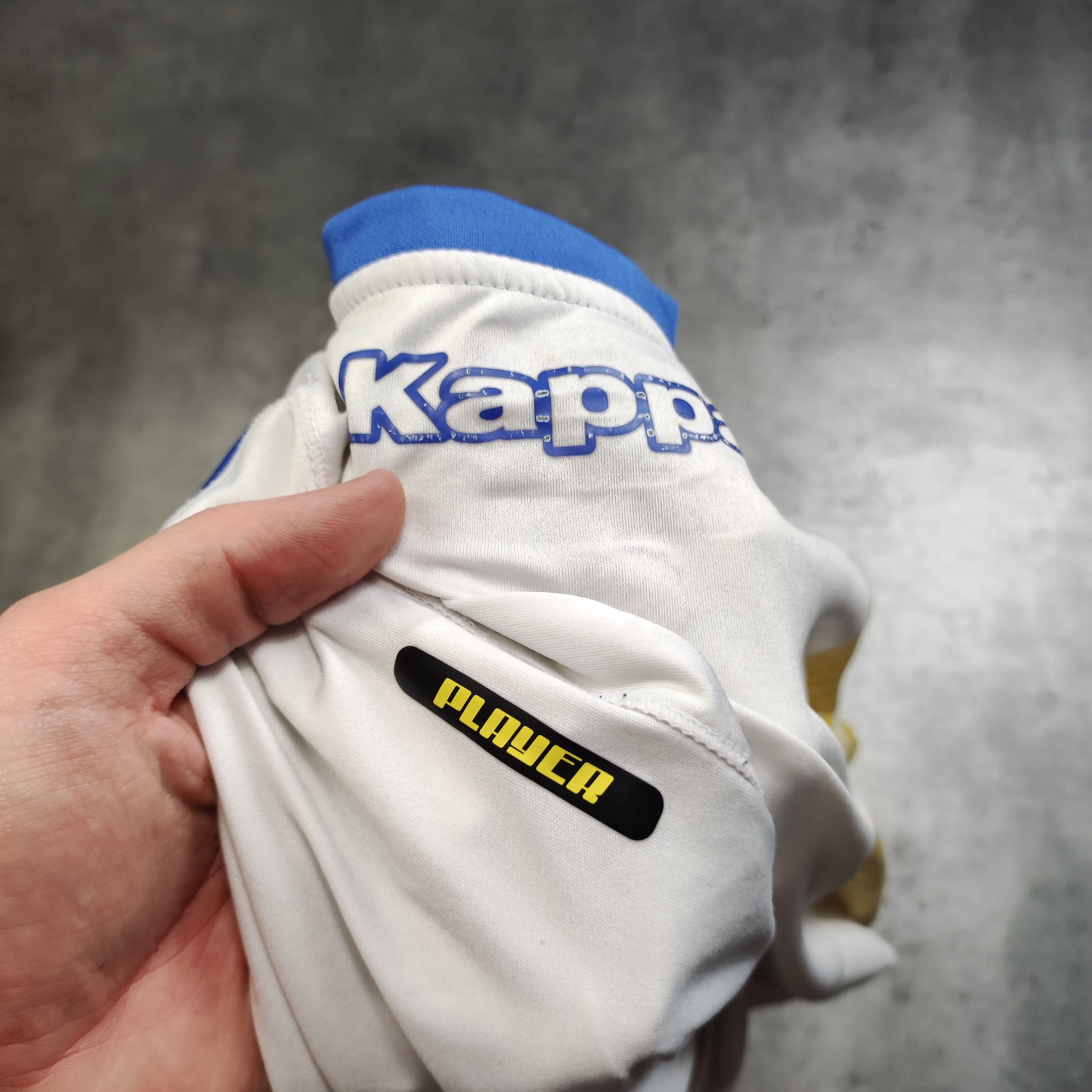 Other Leeds United Football Kappa 19/20 Training PLAYER Jersey Size US XL / EU 56 / 4 - 9 Thumbnail