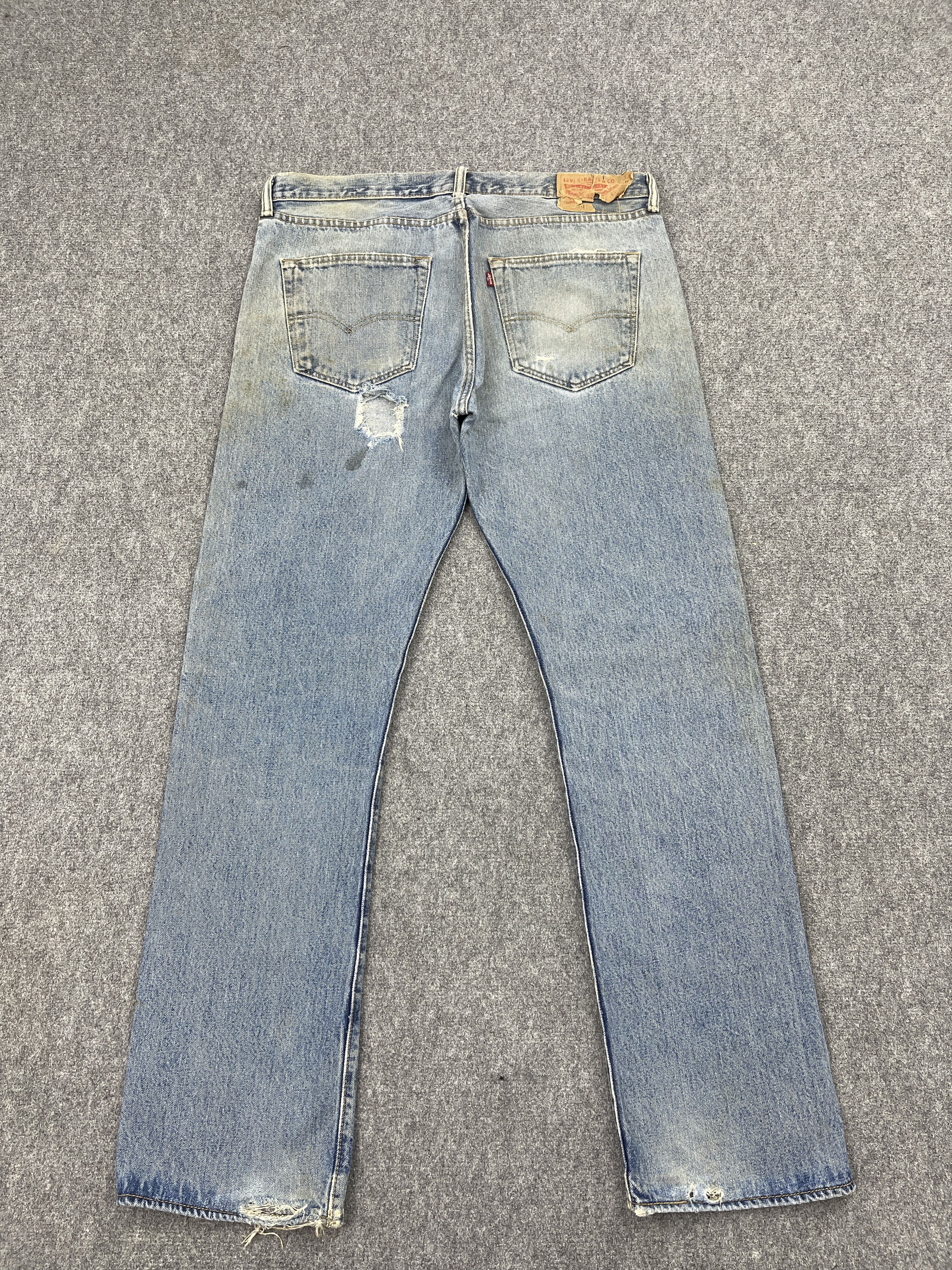 Levi's × Vintage Dirty Vintage Levis 501 Faded Blue Jeans Size US 37 - 3 Thumbnail