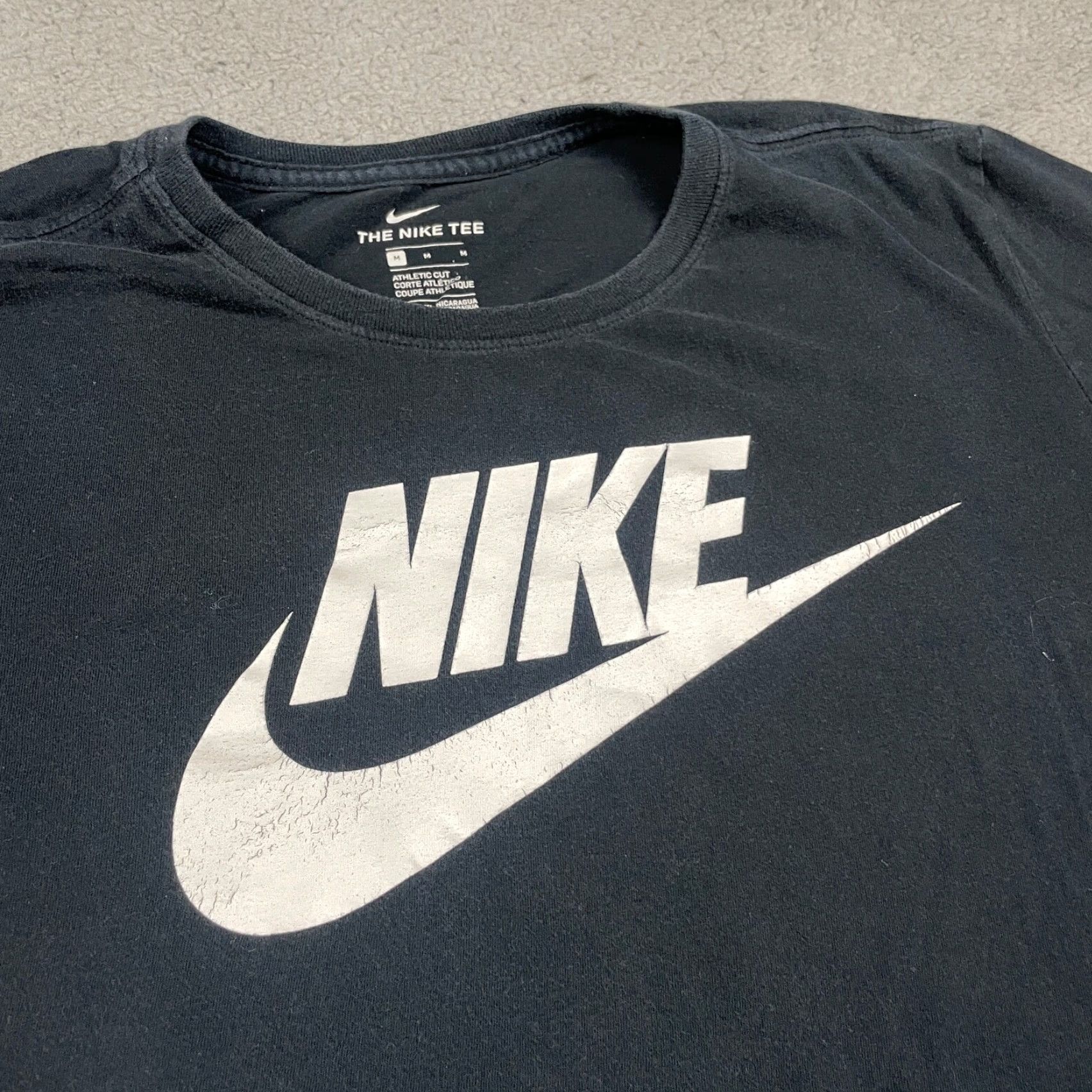 Nike Nike T shirt Mens M Black Logo Graphic Swoosh Sports Dri-FIT Shirt Adult Regular Crew Neck Short Sleeve Nike Brand Men Logo Sports Size US M / EU 48-50 / 2 - 3 Thumbnail
