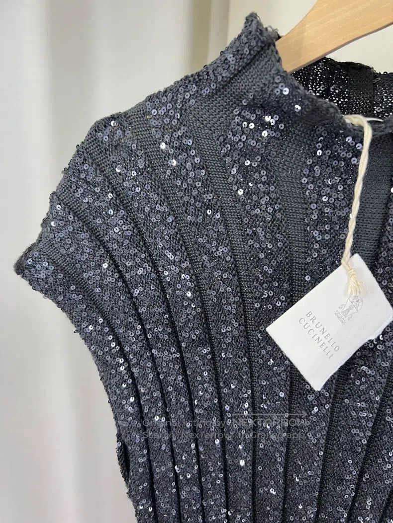 Brunello Cucinelli Brunello Cucinelli Sequin Short Sleeve Size M / US 6-8 / IT 42-44 - 4 Thumbnail