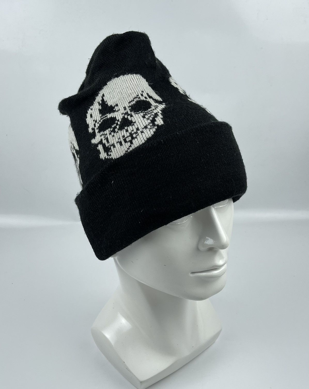 image of Seditionaries x Skulls Beanie Hat Snow Cap Tc13, Men's