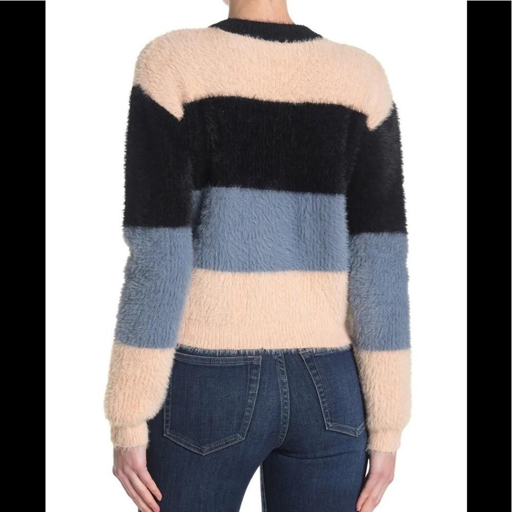 Designer Stylish Striped Fuzzy Sweater - Perfect for Winter Size S / US 4 / IT 40 - 1 Thumbnail