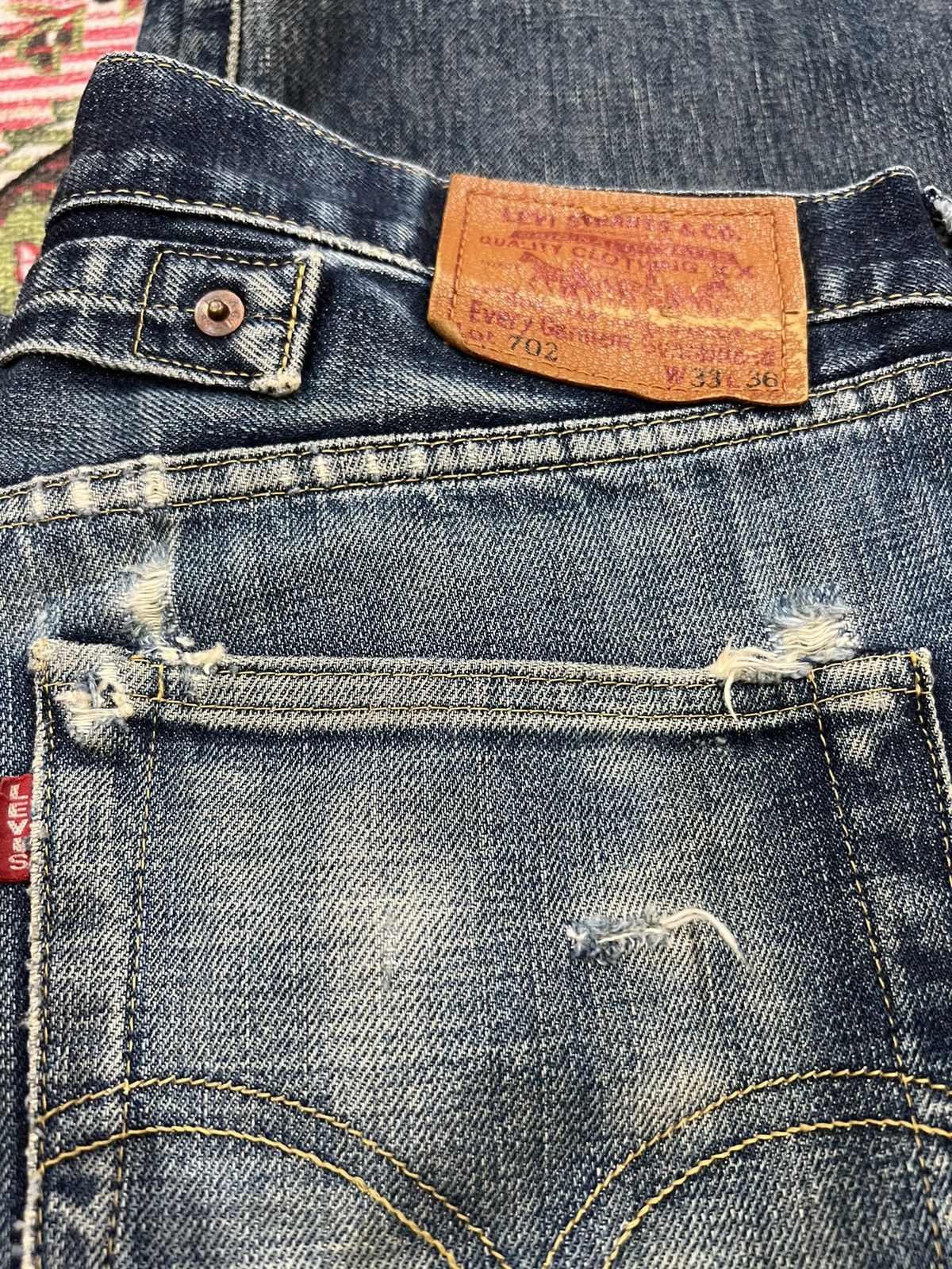 Levi's × Levi's Vintage Clothing VINTAGE LEVIS 702 BIG E SELVEDGE DISTRESSED JEANS Size US 32 / EU 48 - 22 Thumbnail