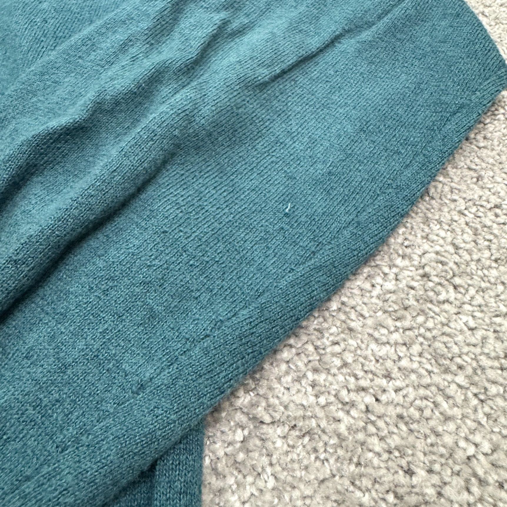 Hugo Boss VINTAGE? No — Actually Hugo Boss Badu Regular Fit V-Neck Pullover Sweater Men XL Teal Blue Cotton Size US XL / EU 56 / 4 - 6 Thumbnail