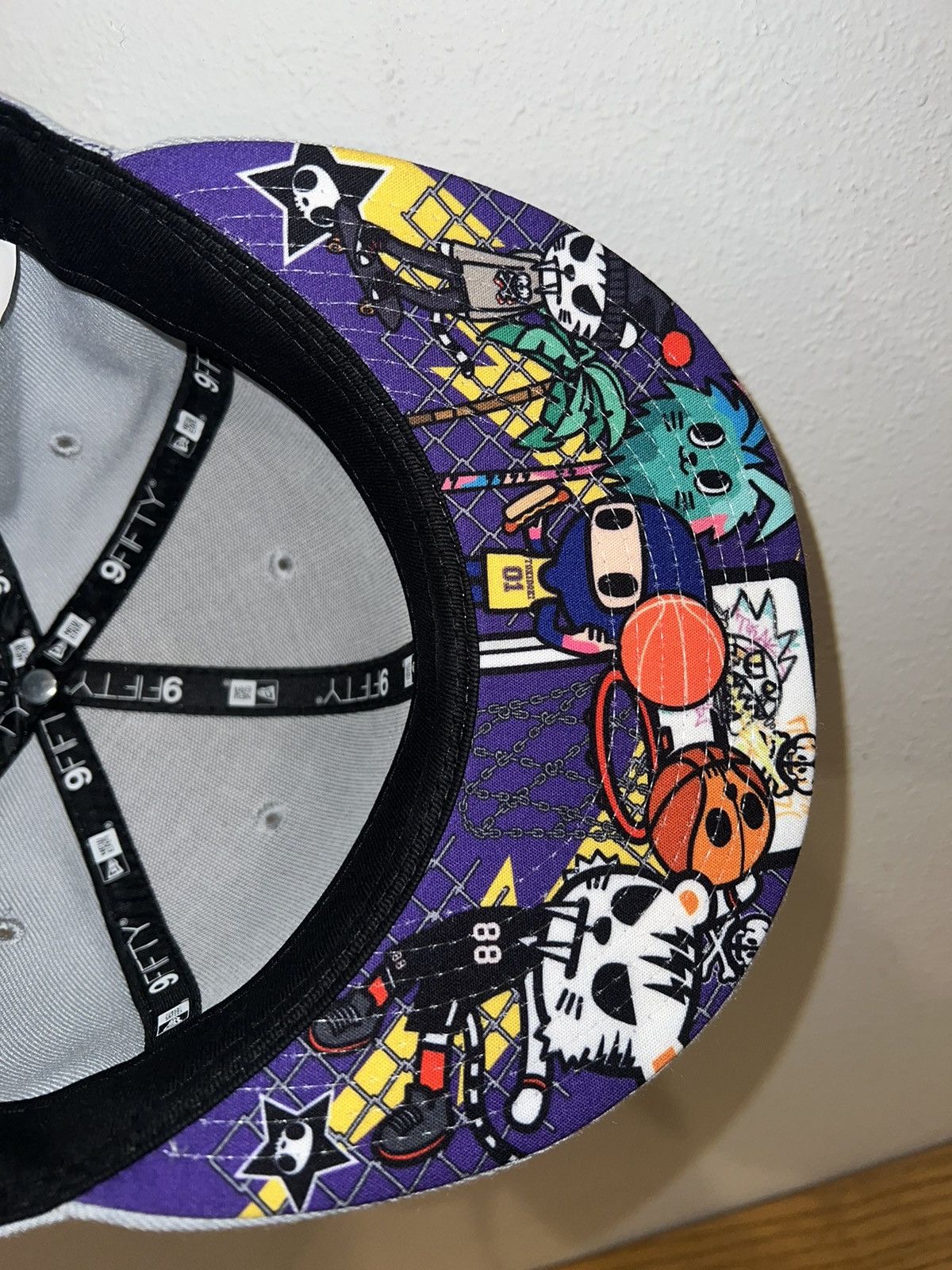 New Era × tokidoki Tokidoki TKDK Tattoo Girl Skull Basketball New Era Hat Size ONE SIZE - 6 Thumbnail