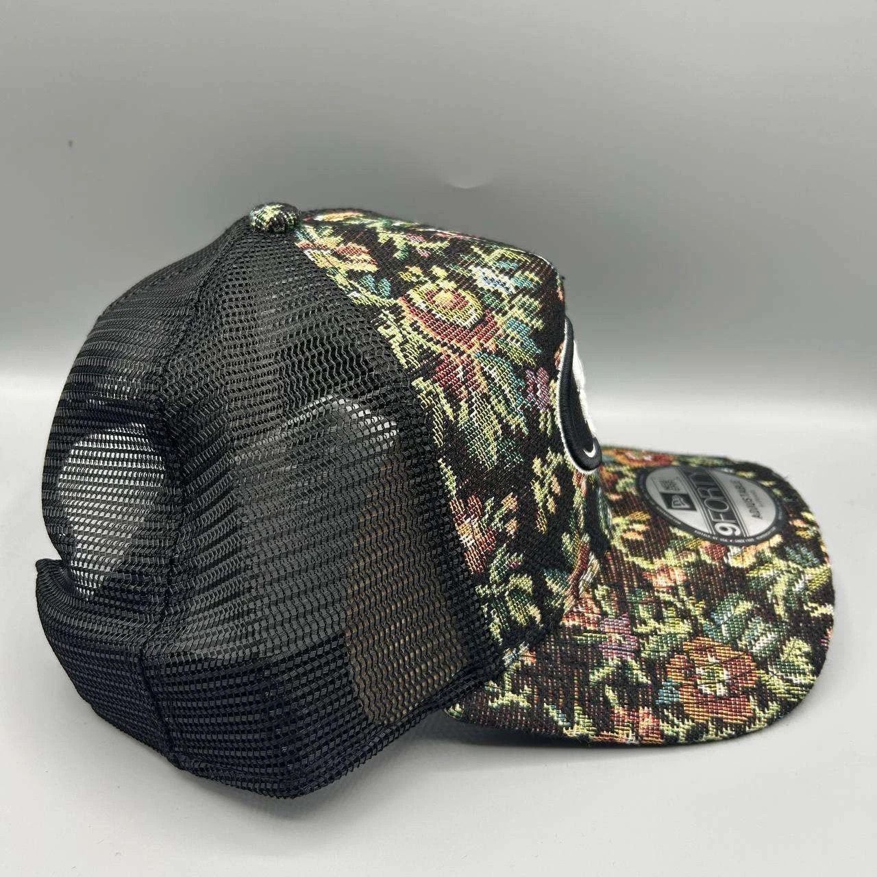 New Era San Francisco 49ers NFL Trucker Hat Men Floral Snap Back Cap Size ONE SIZE - 7 Thumbnail