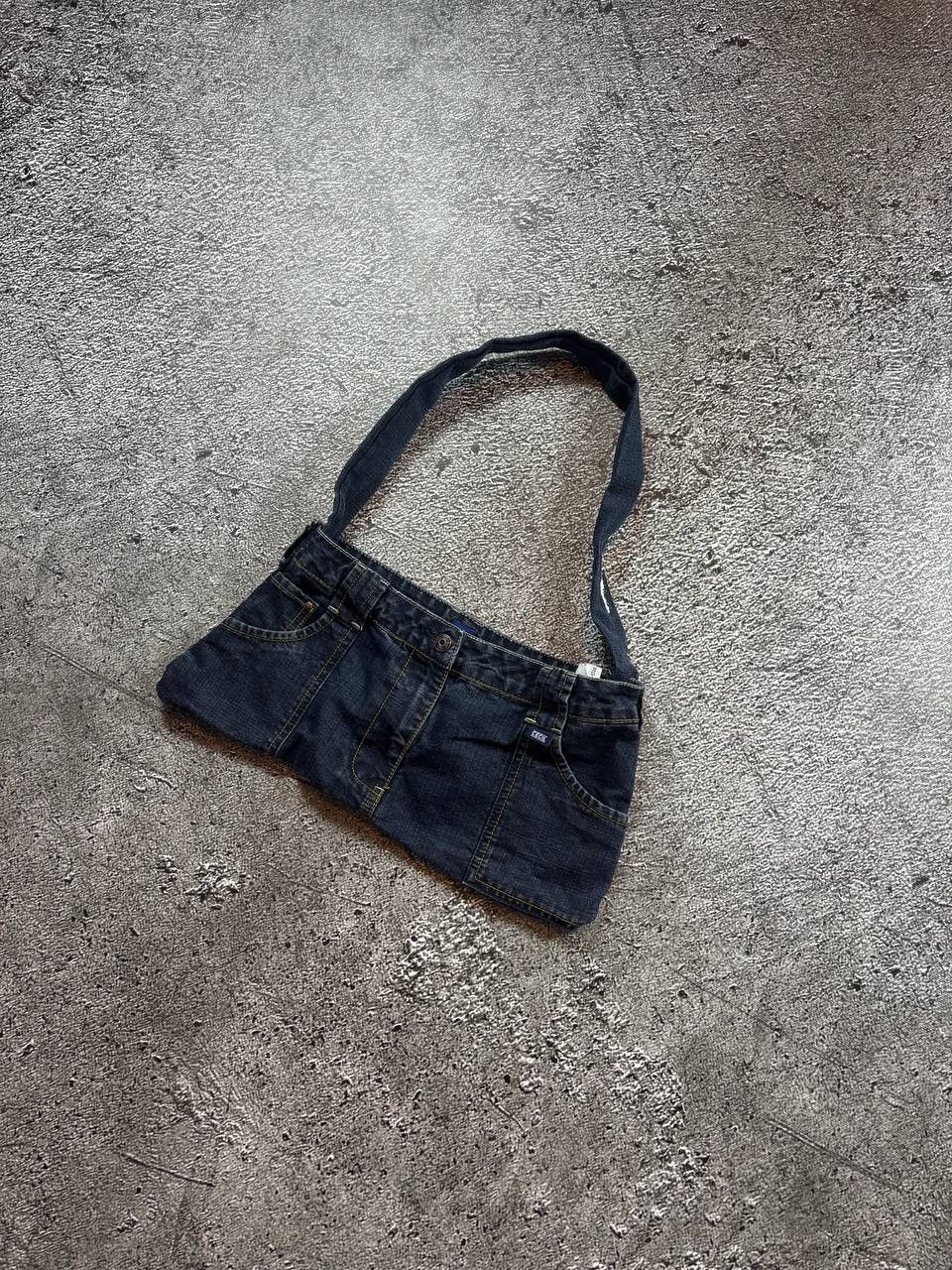 Japanese Brand Vintage Y2K Denim Mini Shoulder Bag Distressed Jeans Purse Size ONE SIZE - 2 Thumbnail