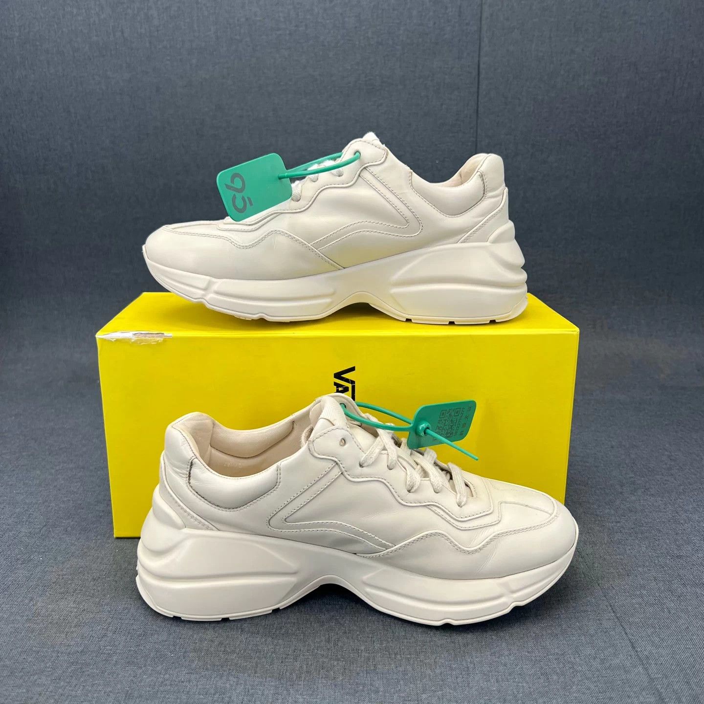 Gucci Gucci Rhyton Ivory 37 Mint Size US 7 / IT 37 - 3 Thumbnail