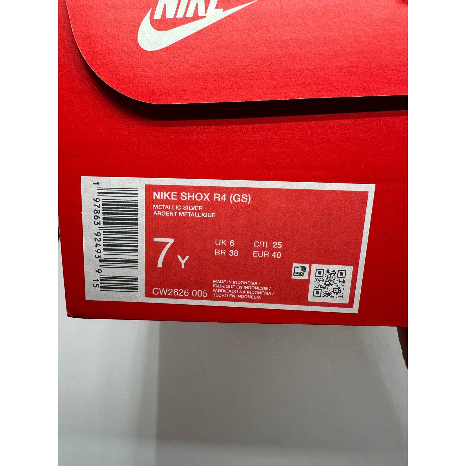 Nike Nike Shox R4 GS “OG” 2025 size 7y/8.5 women’s Size US 8.5 / IT 38.5 - 7 Thumbnail