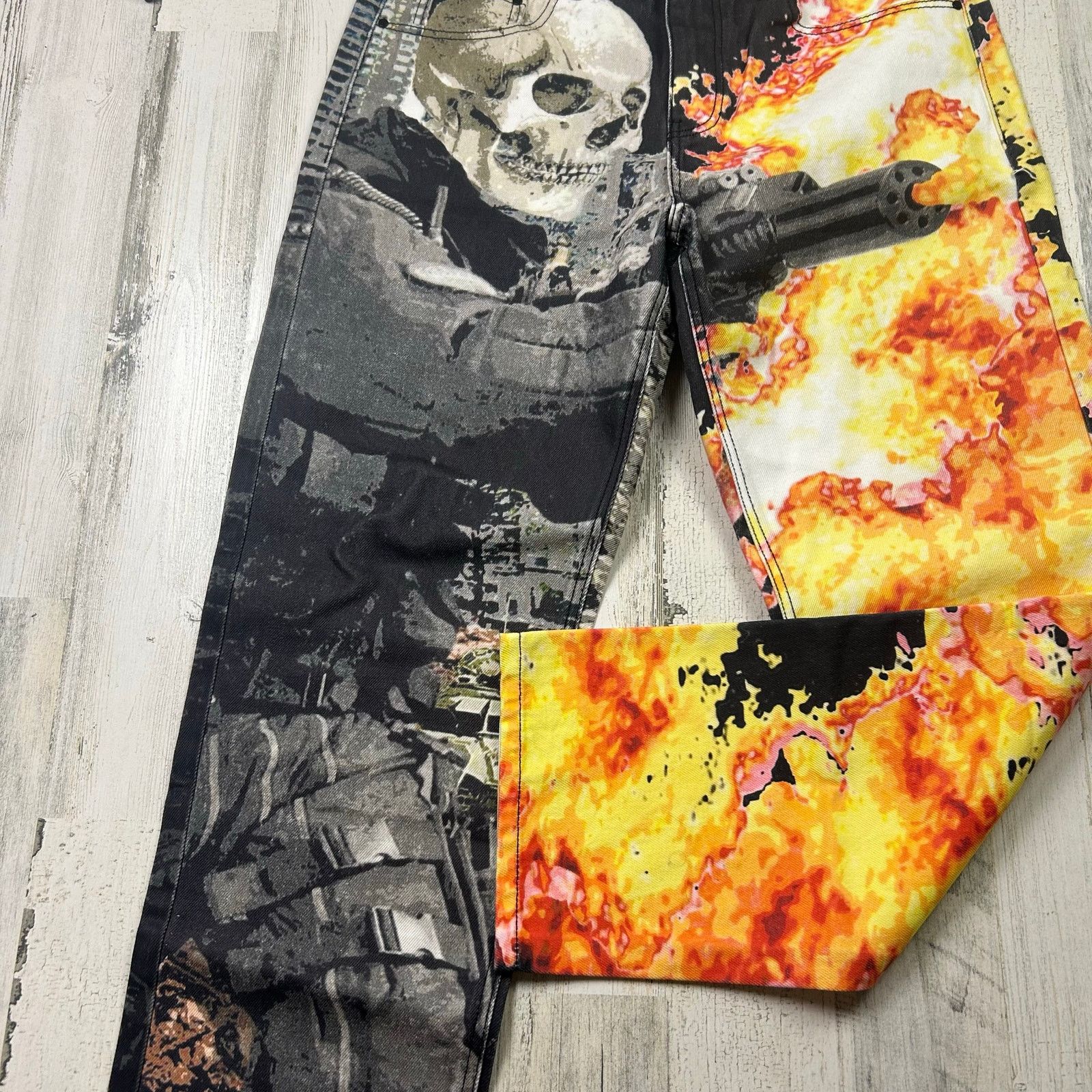 Other Descending Worldwide All Over Print Skull Jeans Size 34 Size US 34 / EU 50 - 3 Thumbnail