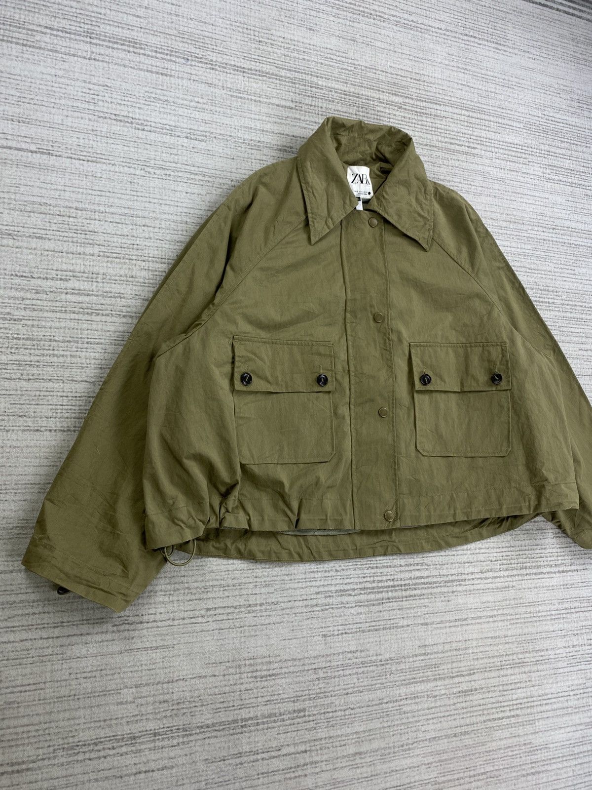 Japanese Brand × Vintage × Zara Vintage ZARA Olive Green Military Style Baggy Jacket Size US M / EU 48-50 / 2 - 3 Thumbnail