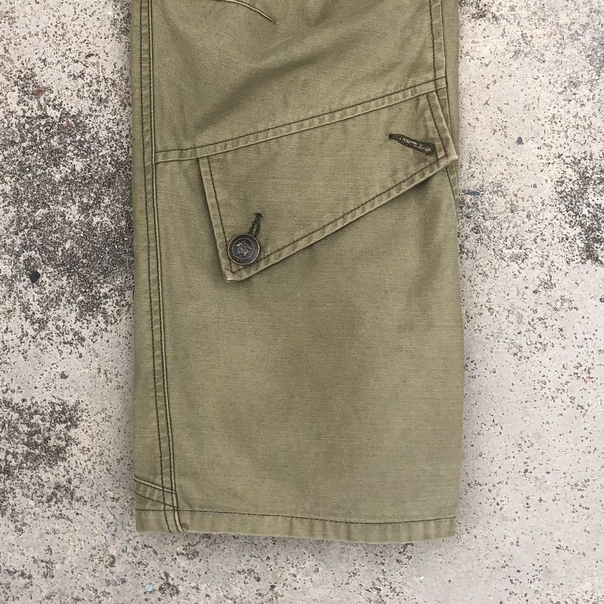 Japanese Brand Japanese Boisbois Distressed Embroidered Cargo Pants Size US 32 / EU 48 - 8 Thumbnail