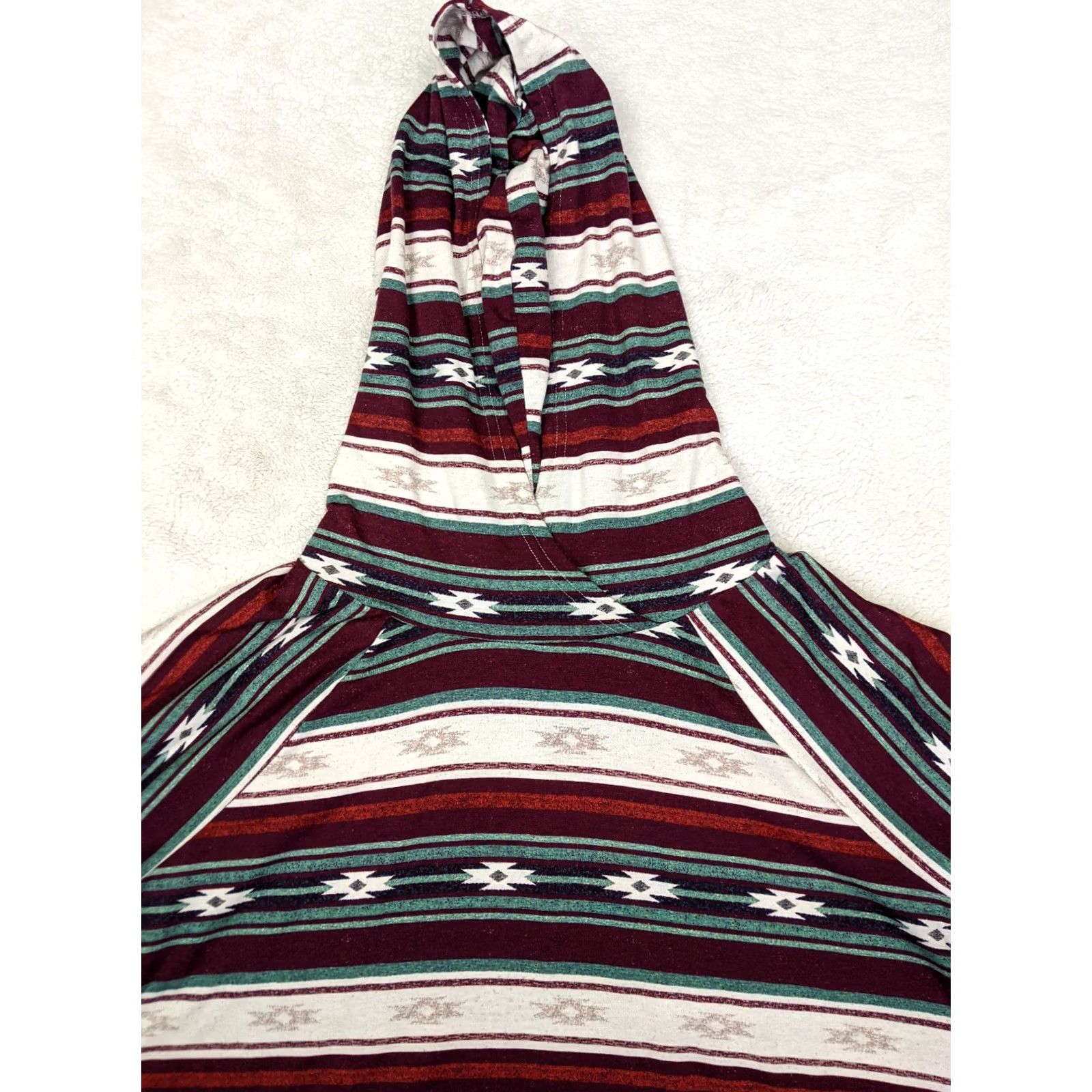 Vintage LuLaRoe Womens XL Hoodie Red Southwestern Stripe Kangaroo Pocket Pullover Shirt Pullover Long Sleeve Adult Womens Size XL / US 12-14 / IT 48-50 - 4 Thumbnail