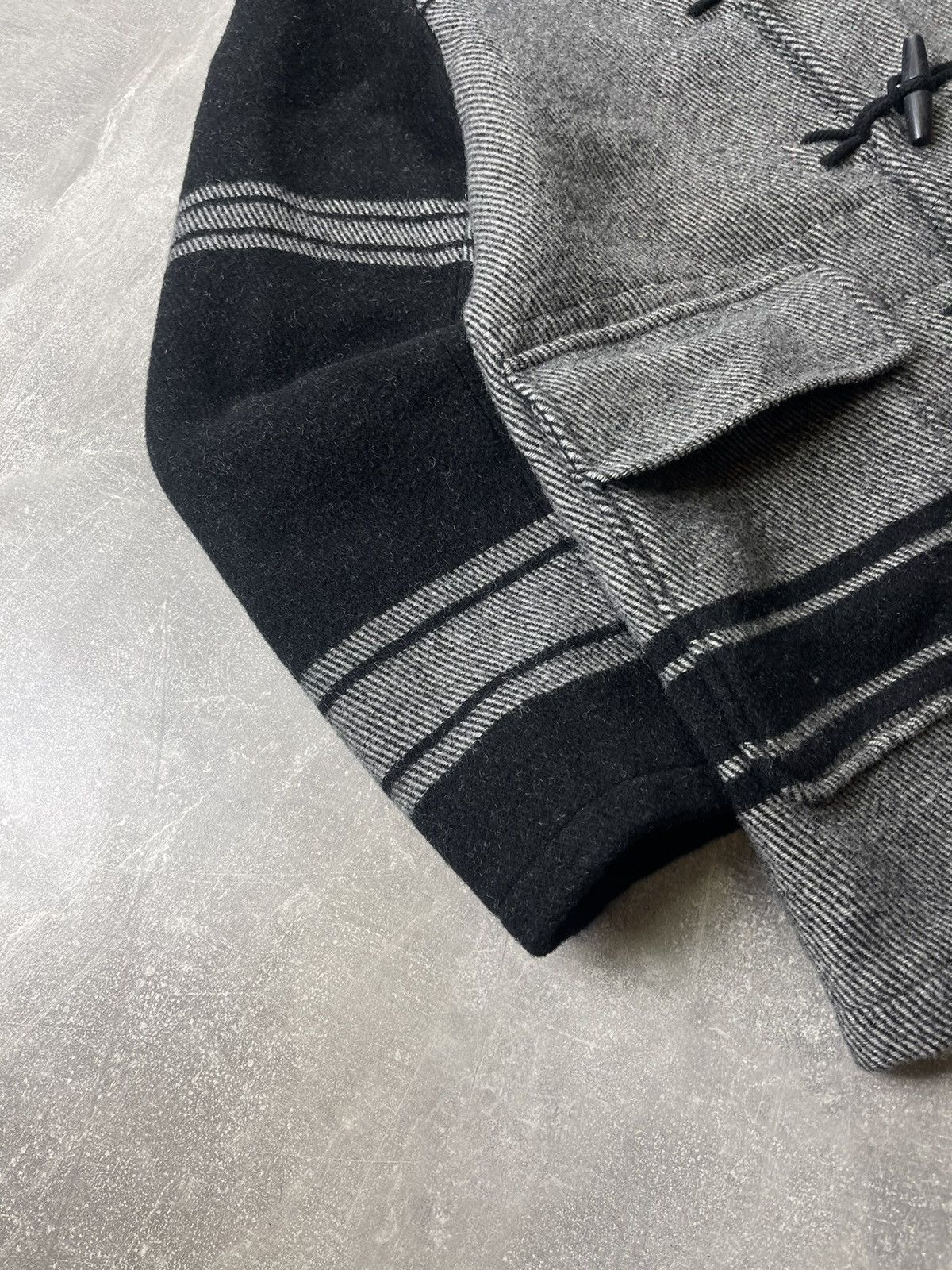 C.P. Company C.P. Company Wool C.P. Duffel Hooded Coat Black Grey Stripe Size US L / EU 52-54 / 3 - 11 Thumbnail