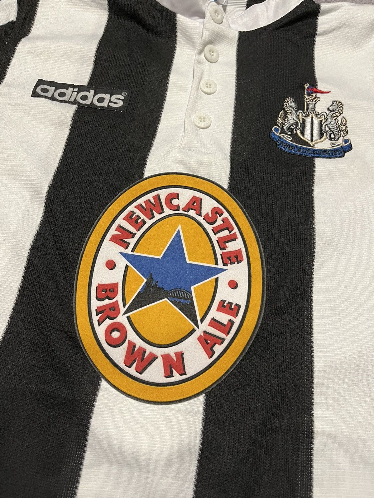 Adidas Adidas New Castle soccer jersey Size US S / EU 44-46 / 1 - 2 Thumbnail