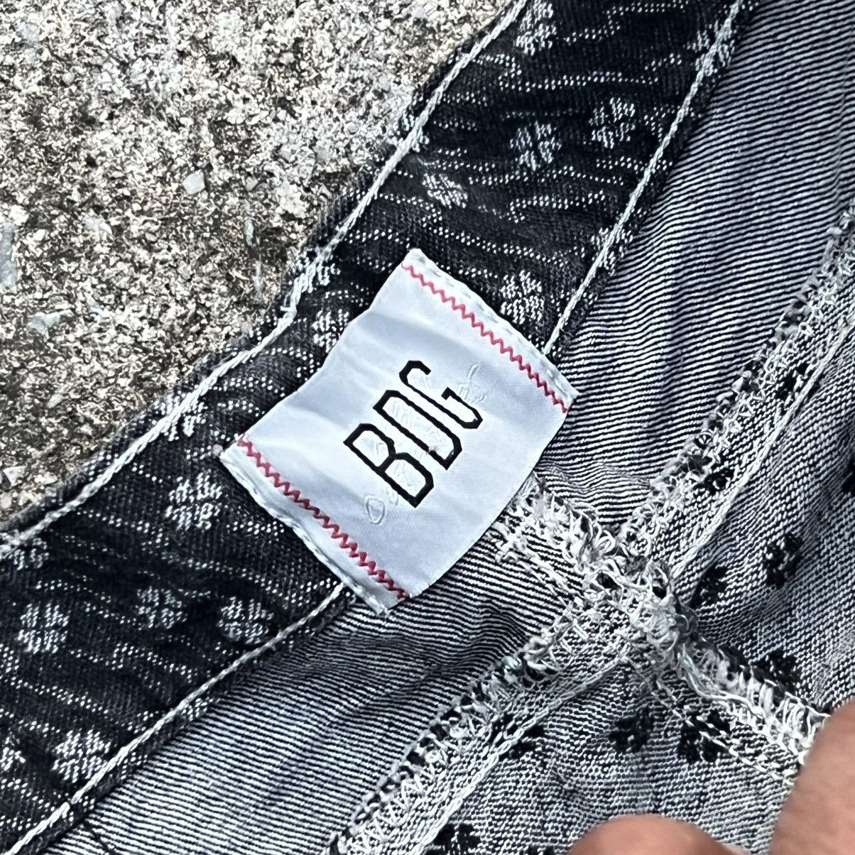 Bdg “y2k style” BDG PAISLEY BAGGY PANTS Size US 32 / EU 48 - 7 Thumbnail